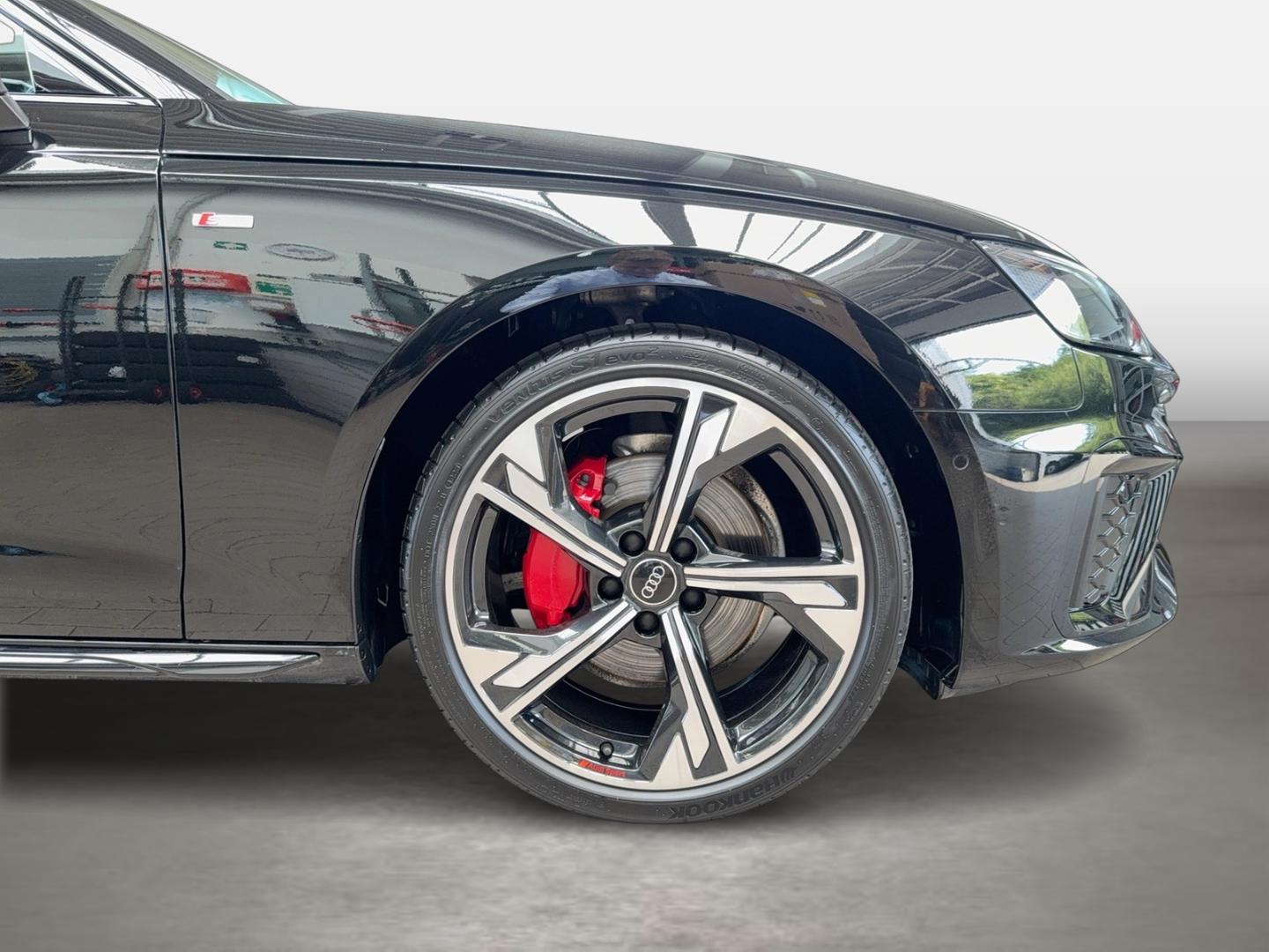 Image about Audi A4 Avant S line 40 TDI quattro S tronic
