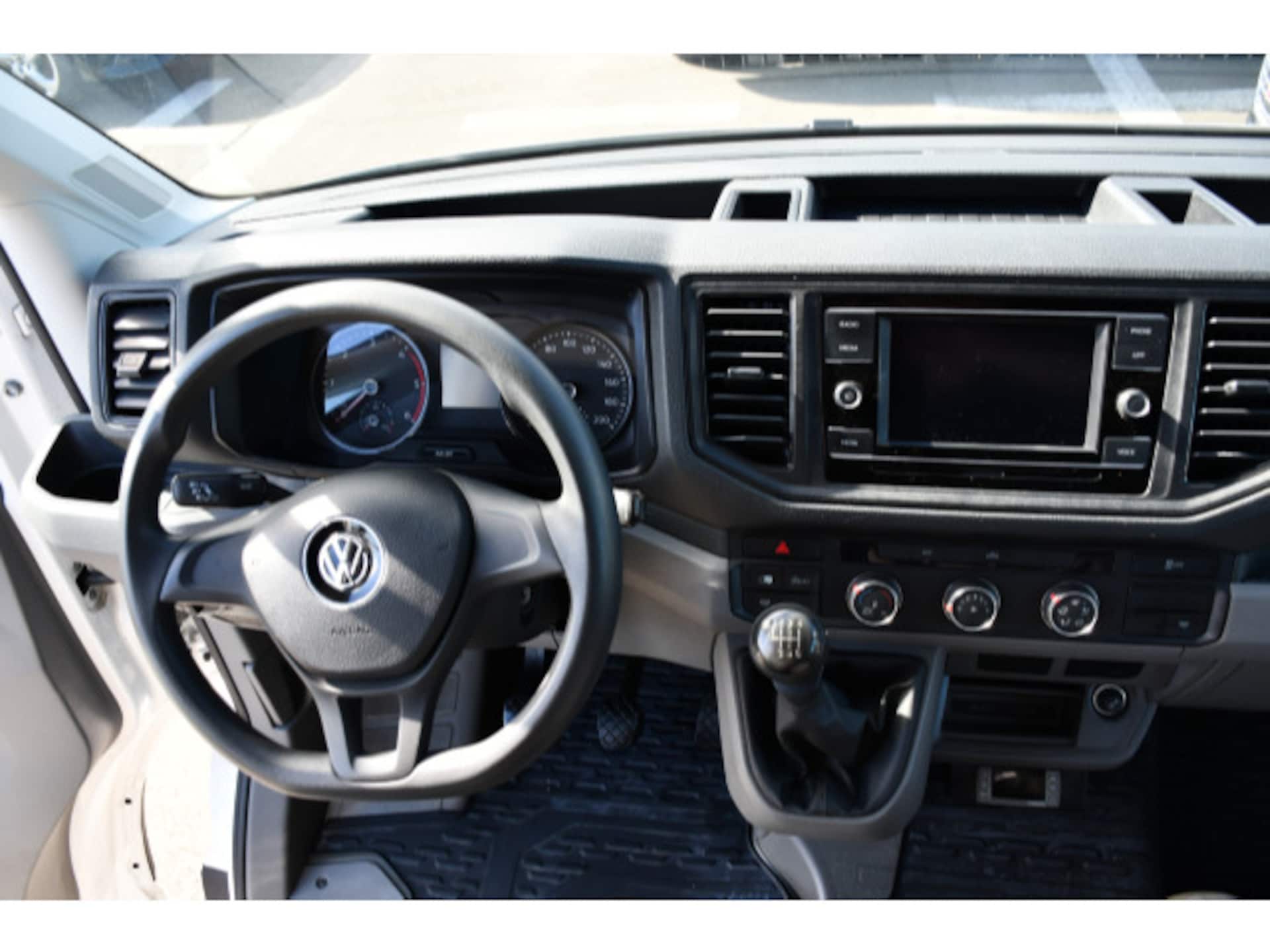 Volkswagen Crafter Kasten mittlerer Radstand