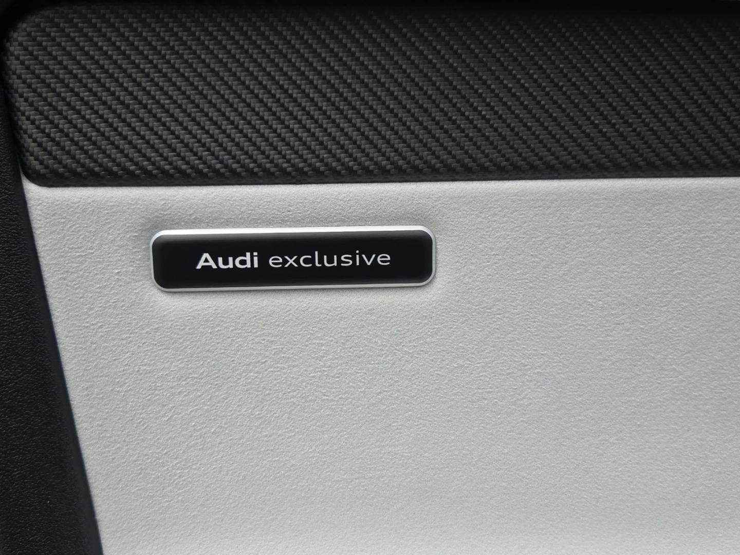 Bild über Audi RS 5 Limousine TFSI quattro 470 kW tiptronic - für weitere Informationen kontaktieren Sie den Audi Partner