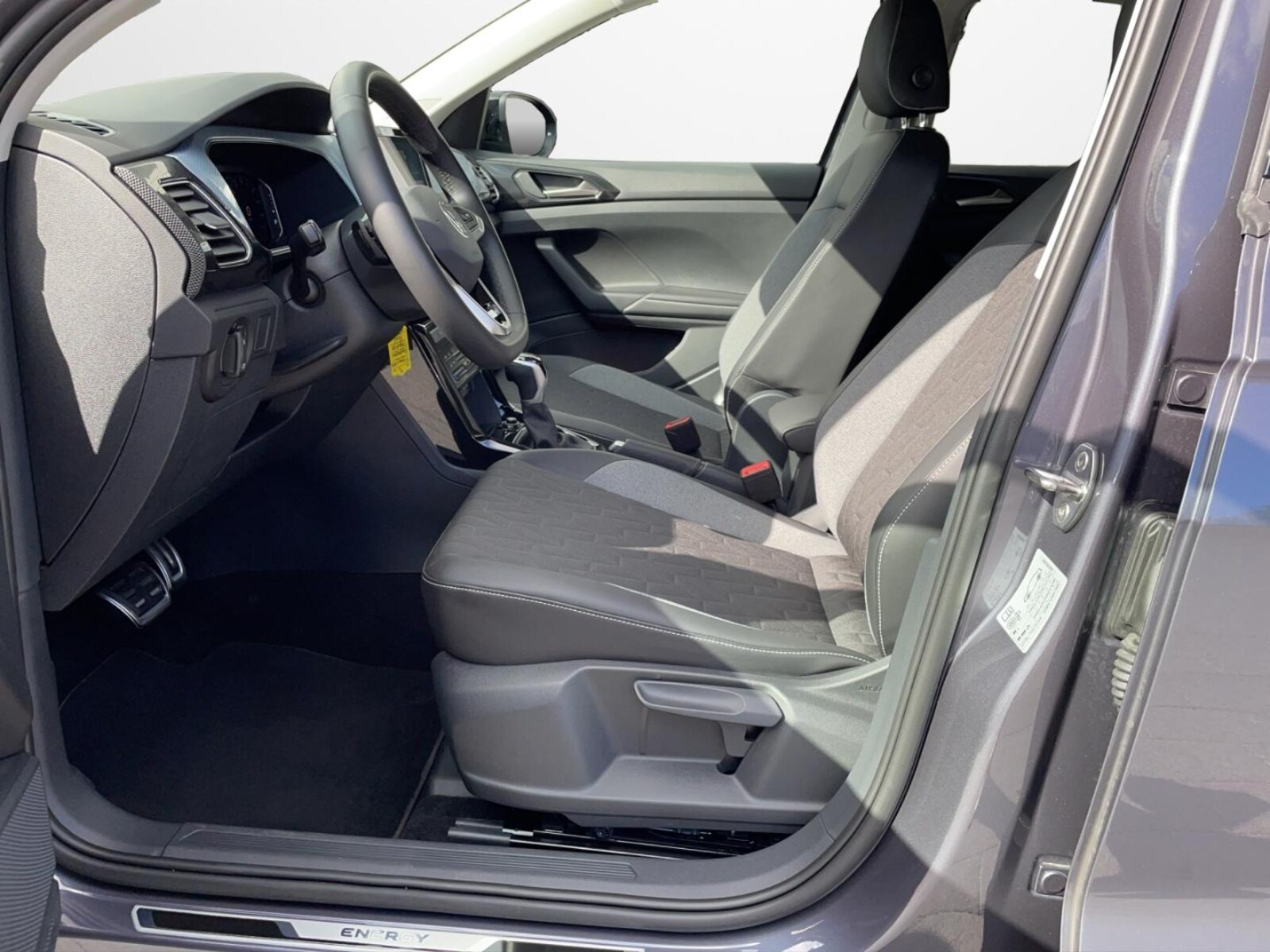 Volkswagen T-Cross – Bild 8