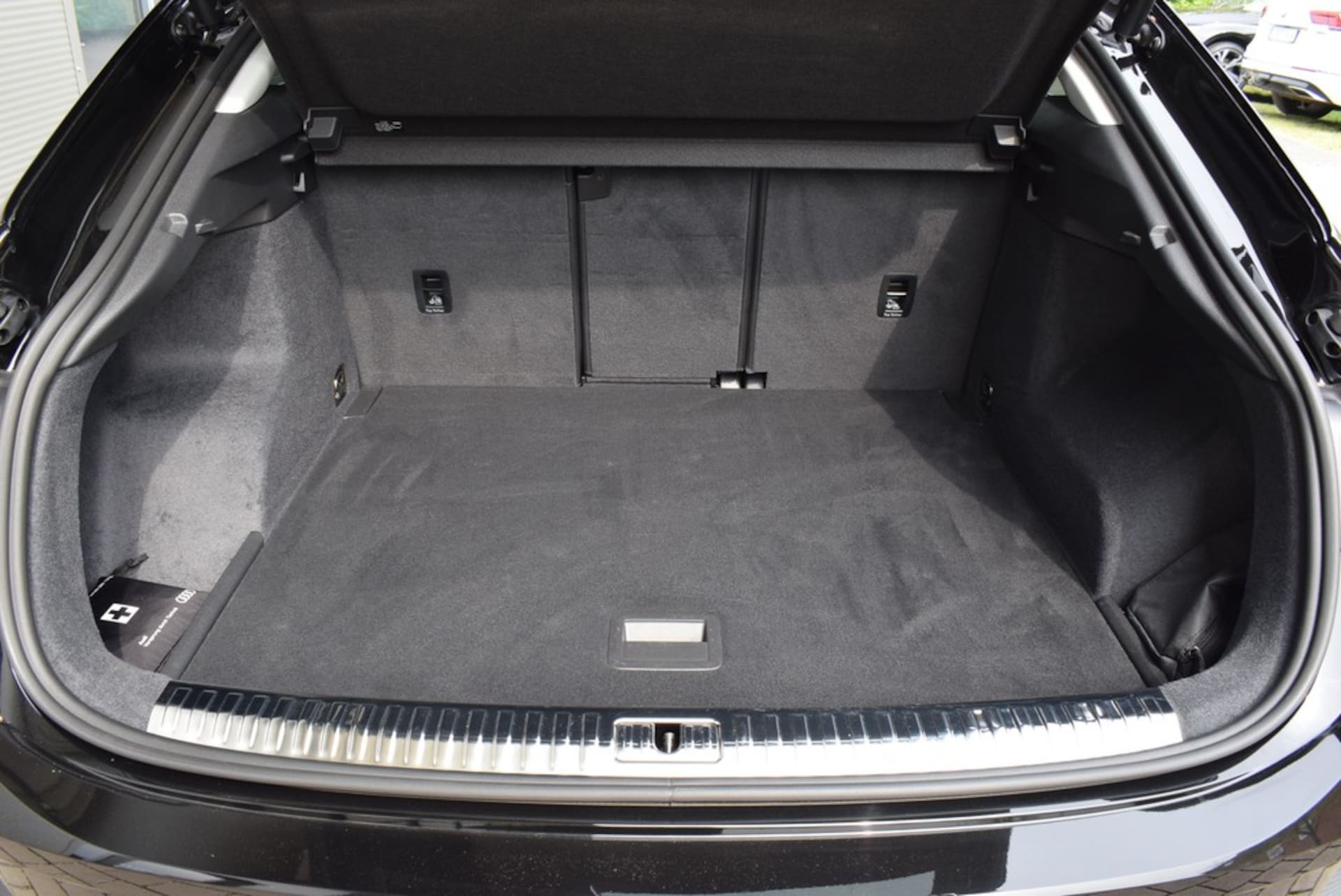 Audi Q3 Sportback S line