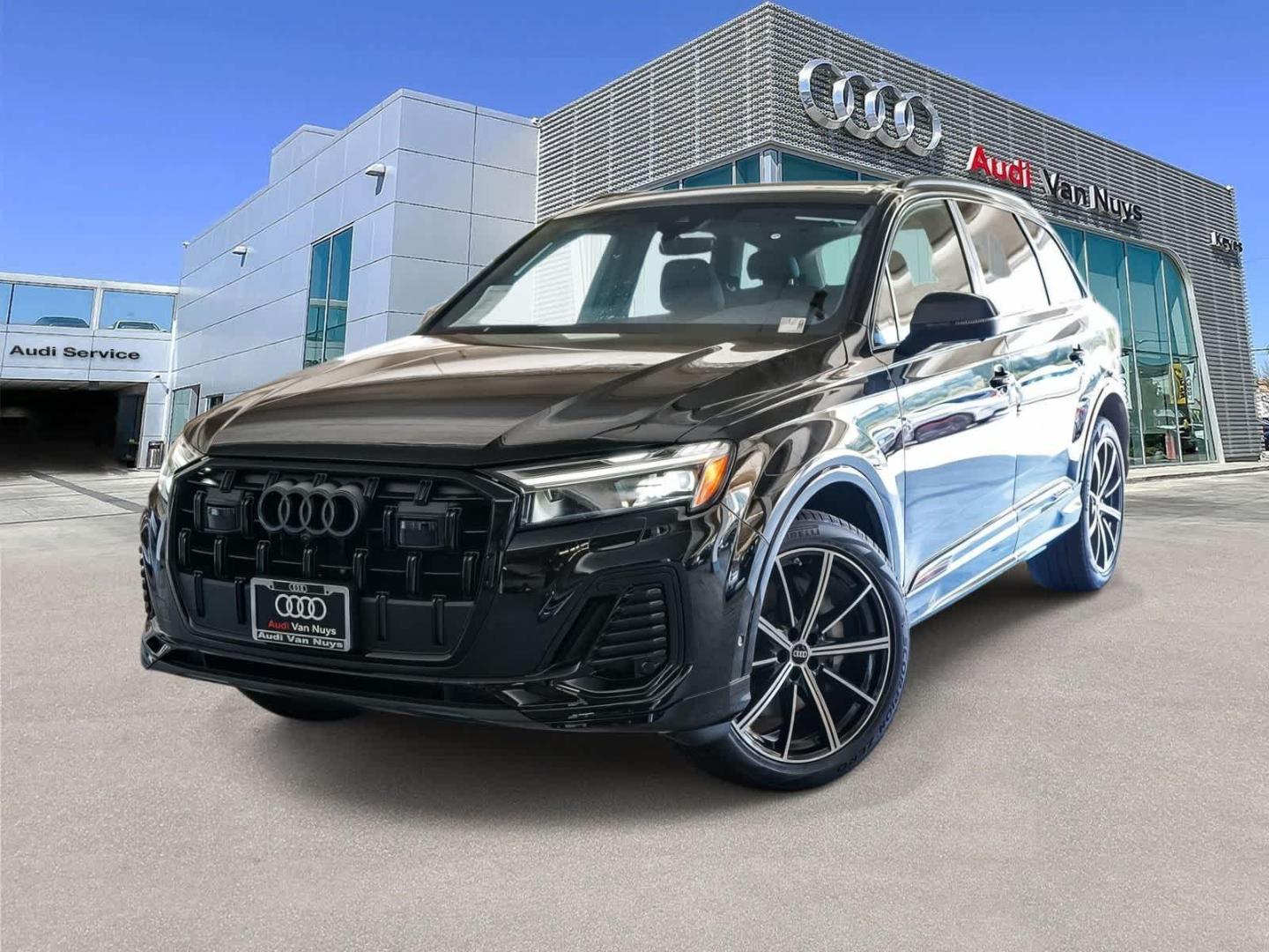 2026 Audi Q7 45 Premium Plus quattro Tiptronic's photo