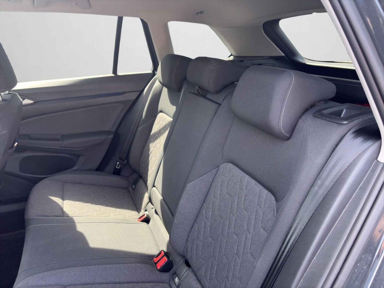 Volkswagen Golf Variant – Bild 14