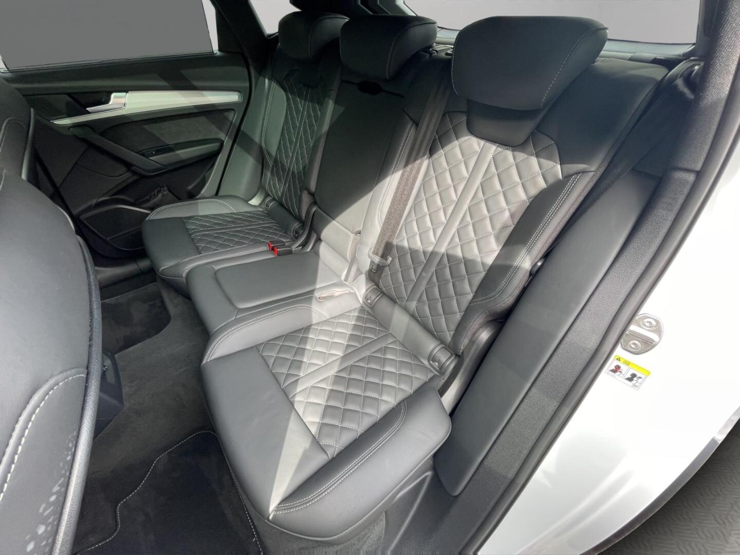 Bild über Audi Q5 Sportback 40 TDI quattro S tronic - für weitere Informationen kontaktieren Sie den Audi Partner