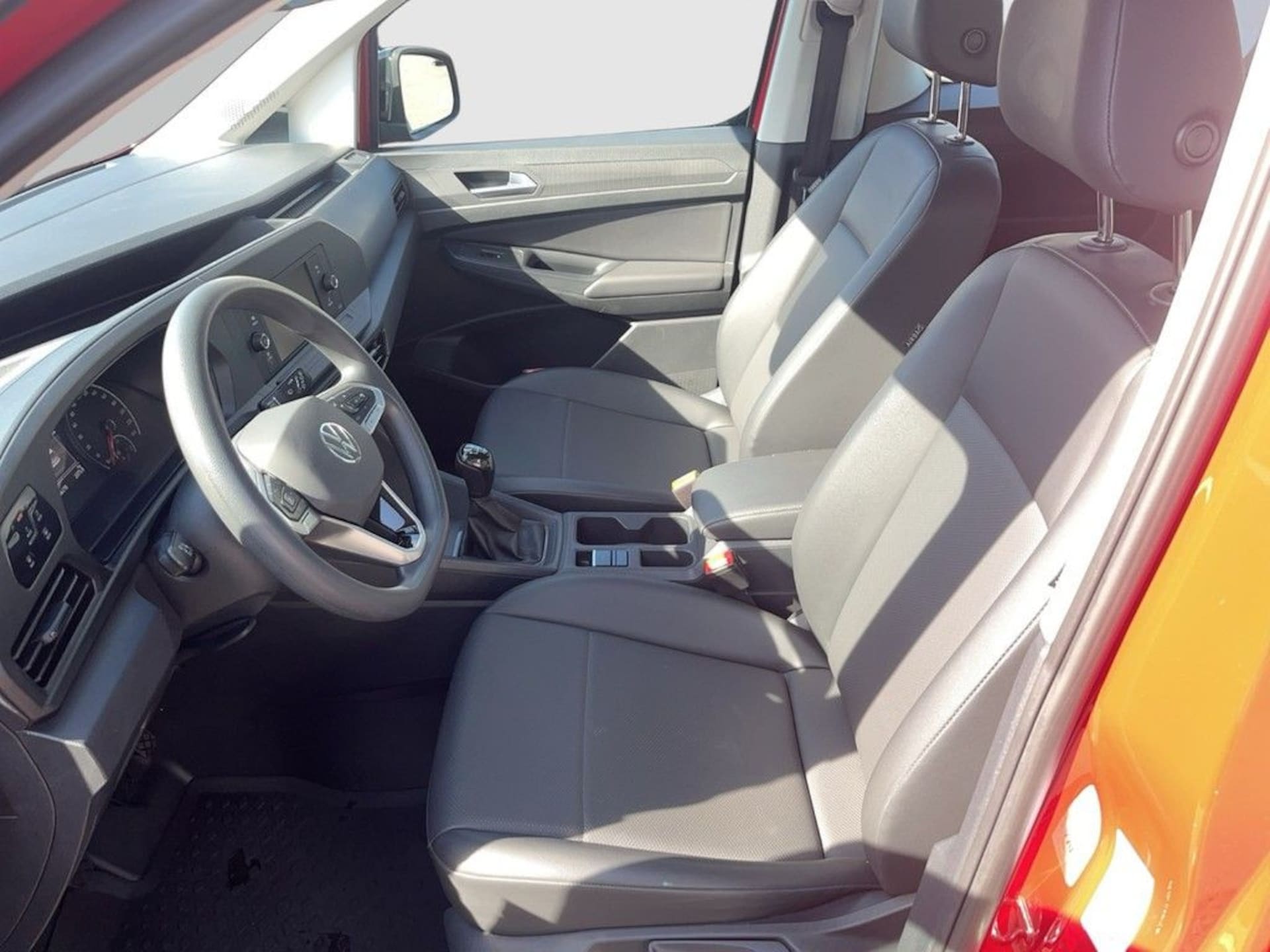 Volkswagen Caddy Basis-Modell
