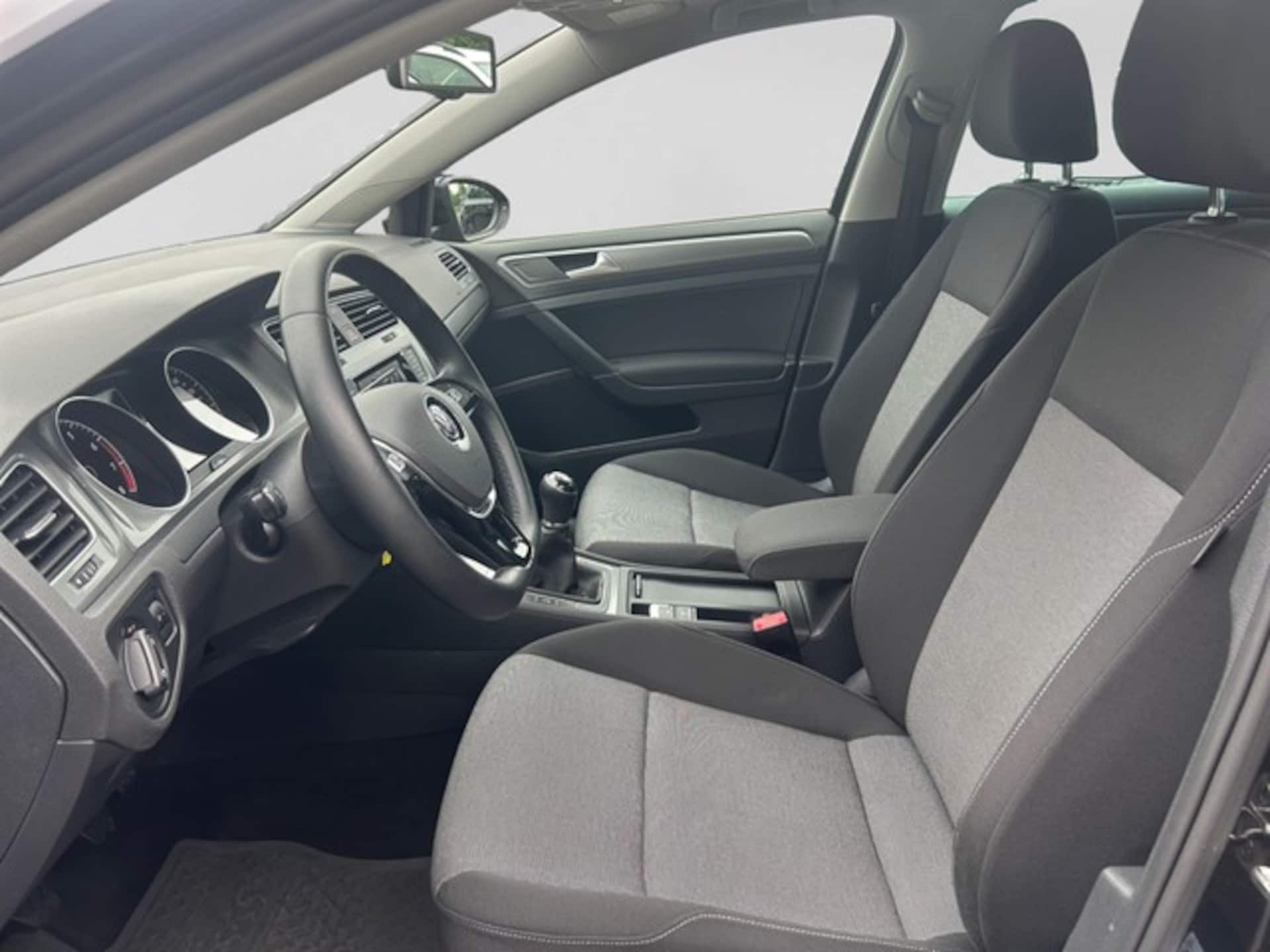 Volkswagen Golf Trendline