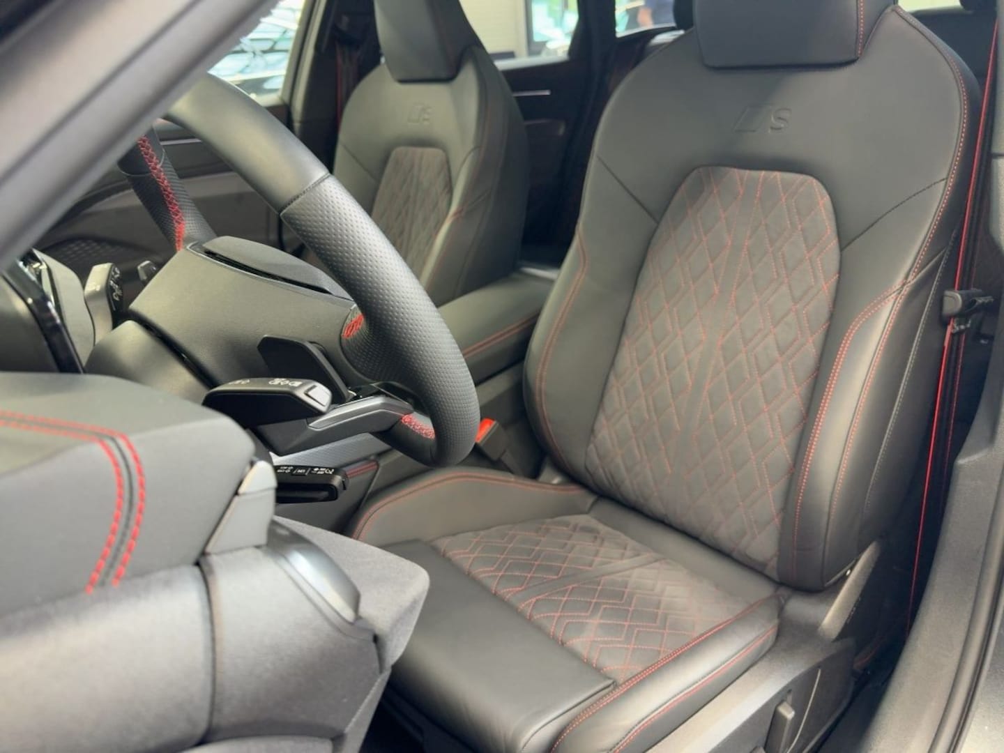 Bild über Audi A6 Avant edition one TFSI quattro 270 kW S tronic - für weitere Informationen kontaktieren Sie den Audi Partner