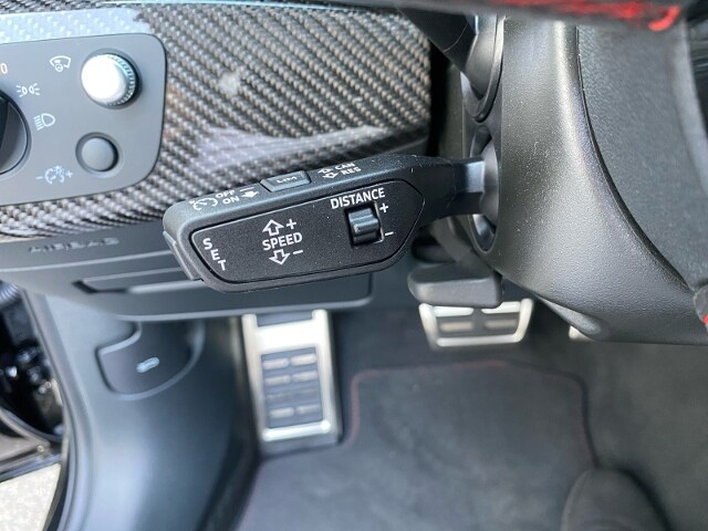 Image about Audi RS 4 Avant TFSI quattro tiptronic