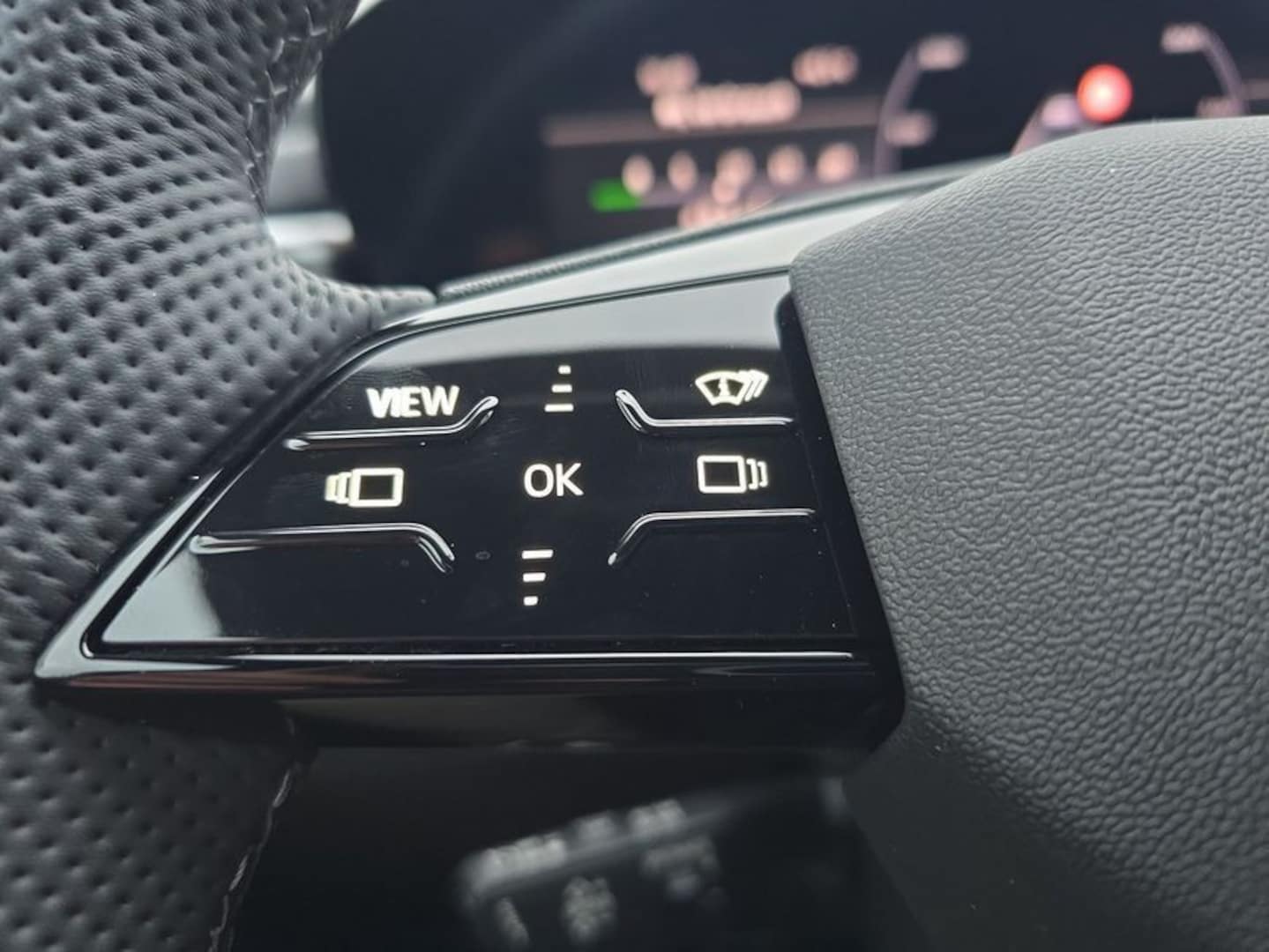 Bild über Audi A5 Avant TDI quattro 150 kW S tronic - für weitere Informationen kontaktieren Sie den Audi Partner