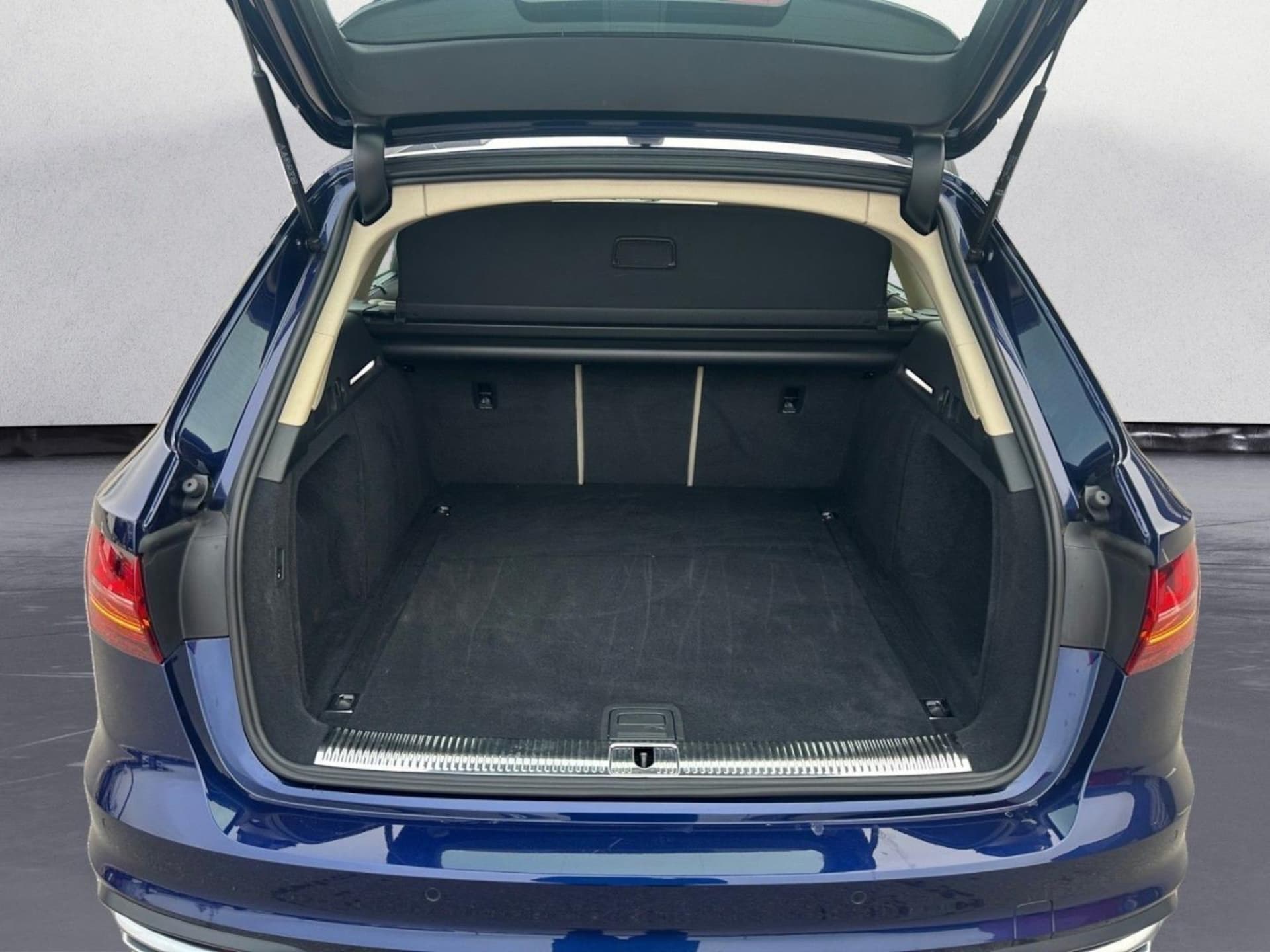 Audi A4 Avant Advanced