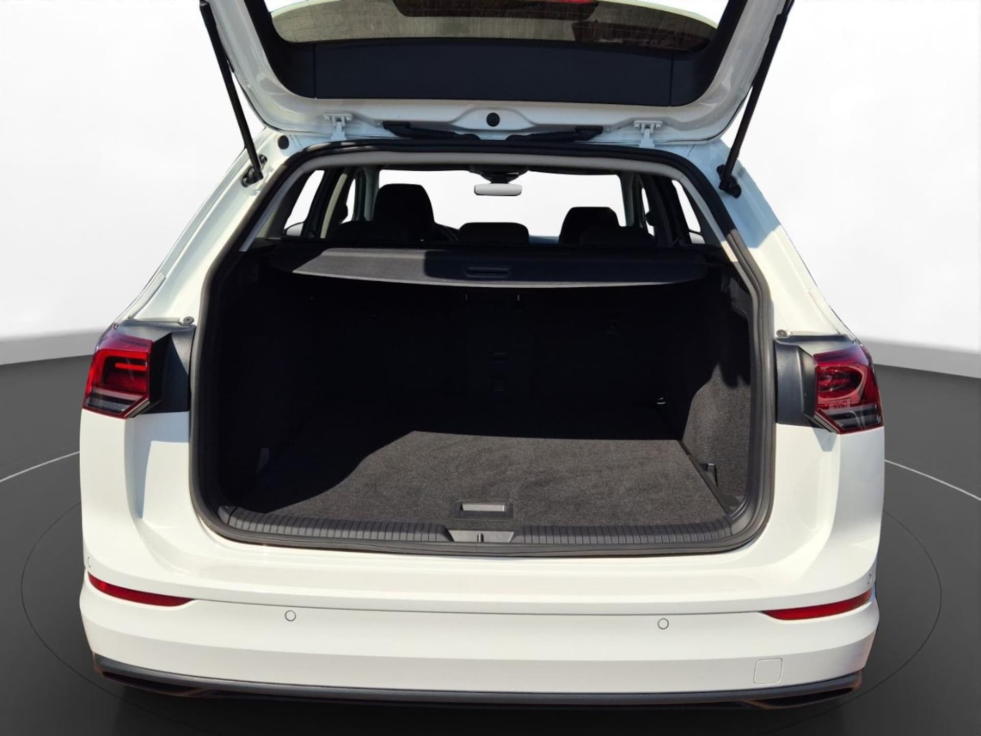 Volkswagen Golf Variant Life