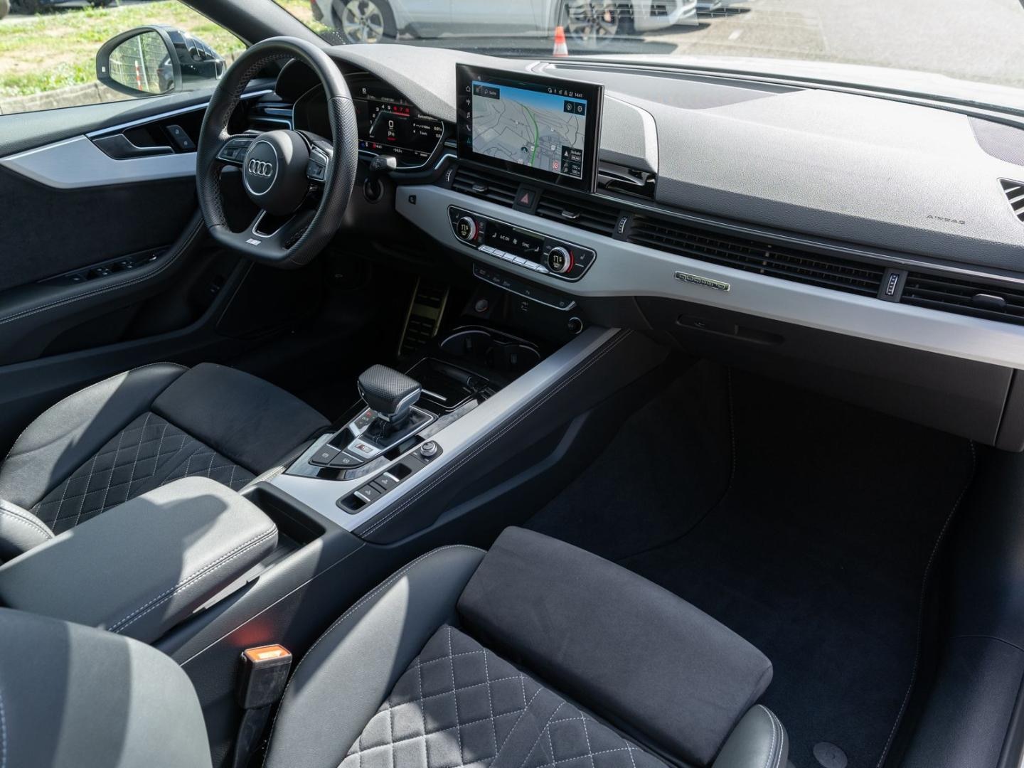 Bild über Audi S5 Cabriolet TFSI quattro tiptronic - für weitere Informationen kontaktieren Sie den Audi Partner
