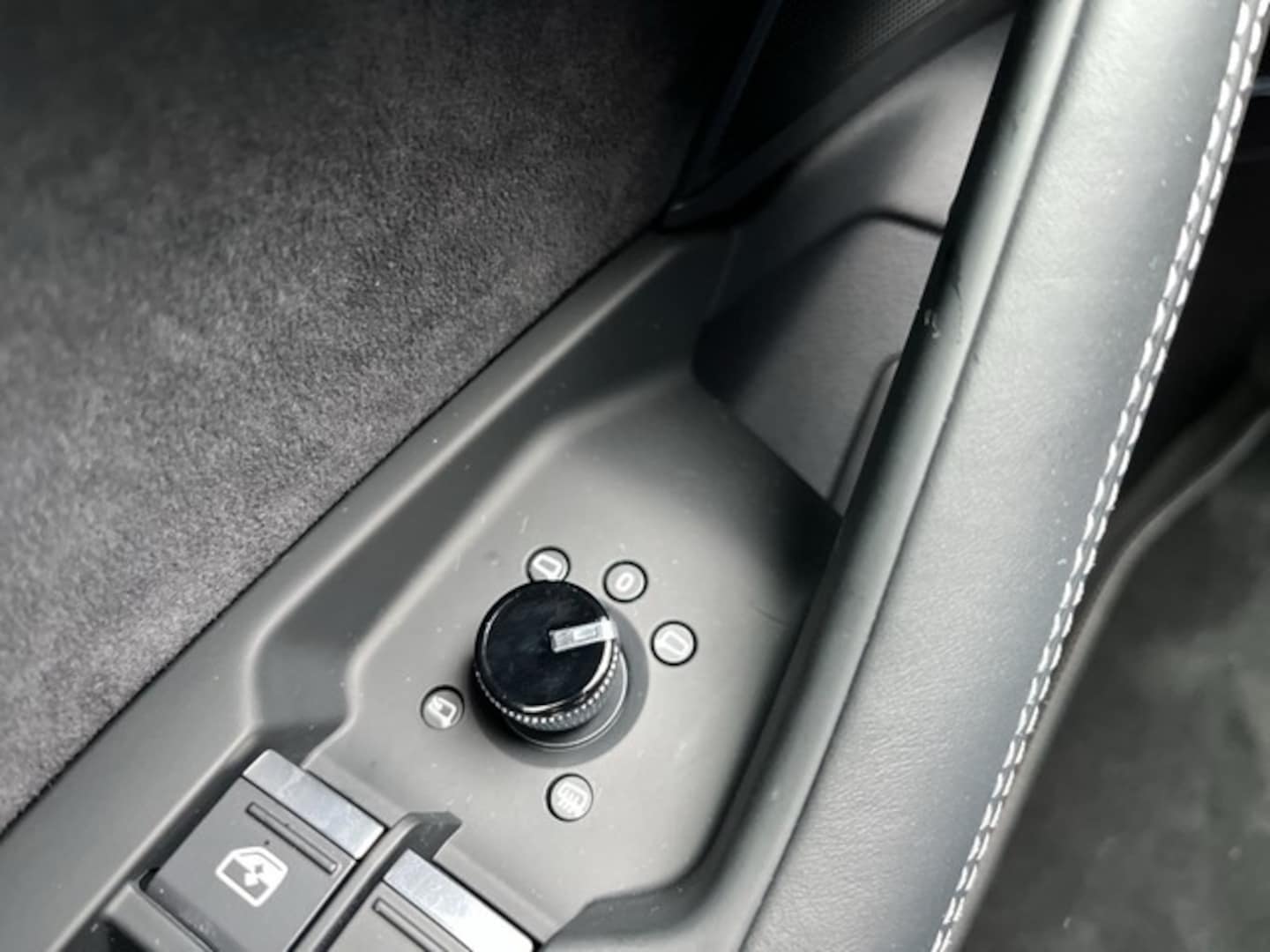 Bild über Audi S6 Avant TDI quattro tiptronic - für weitere Informationen kontaktieren Sie den Audi Partner