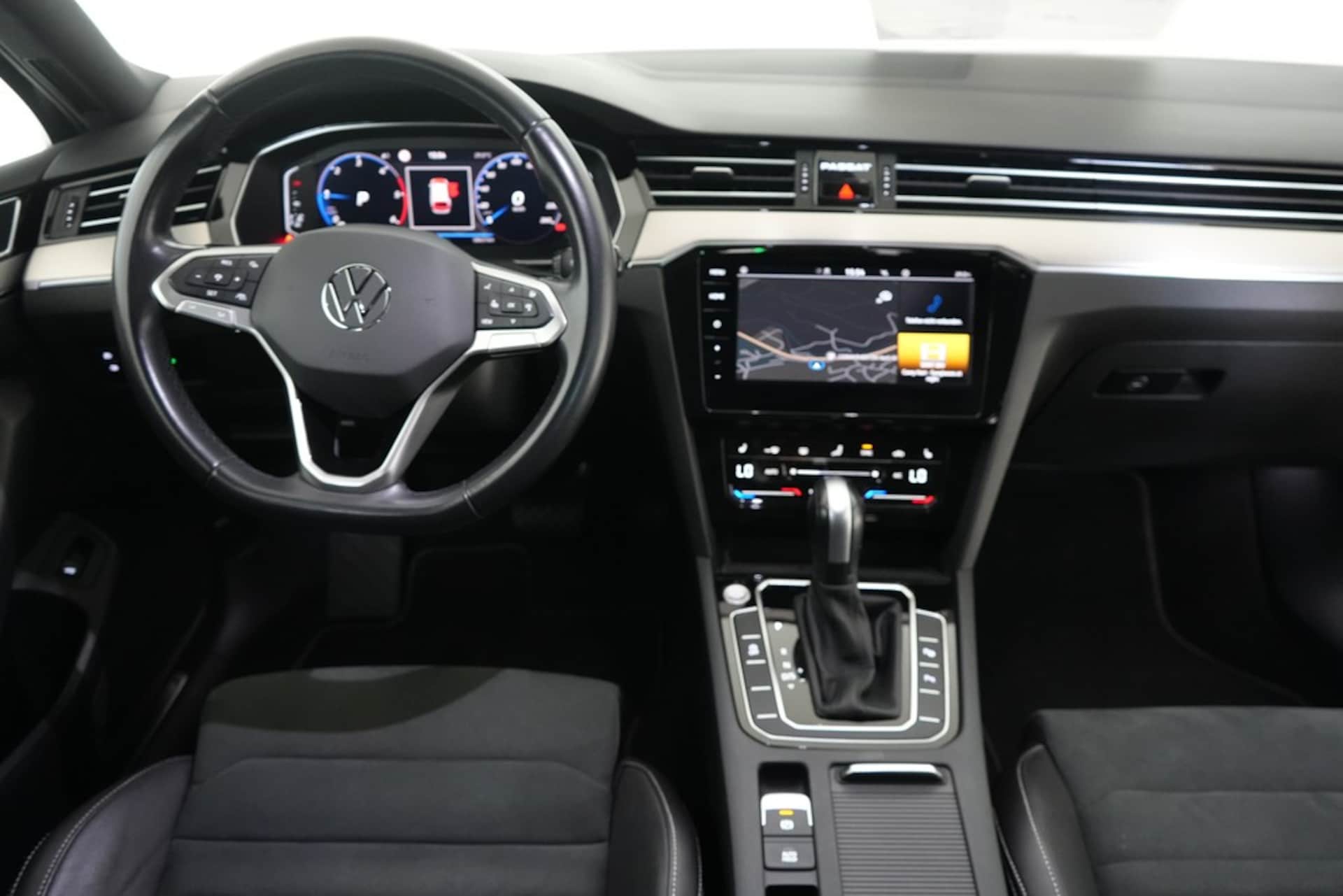 Volkswagen Passat Variant Elegance