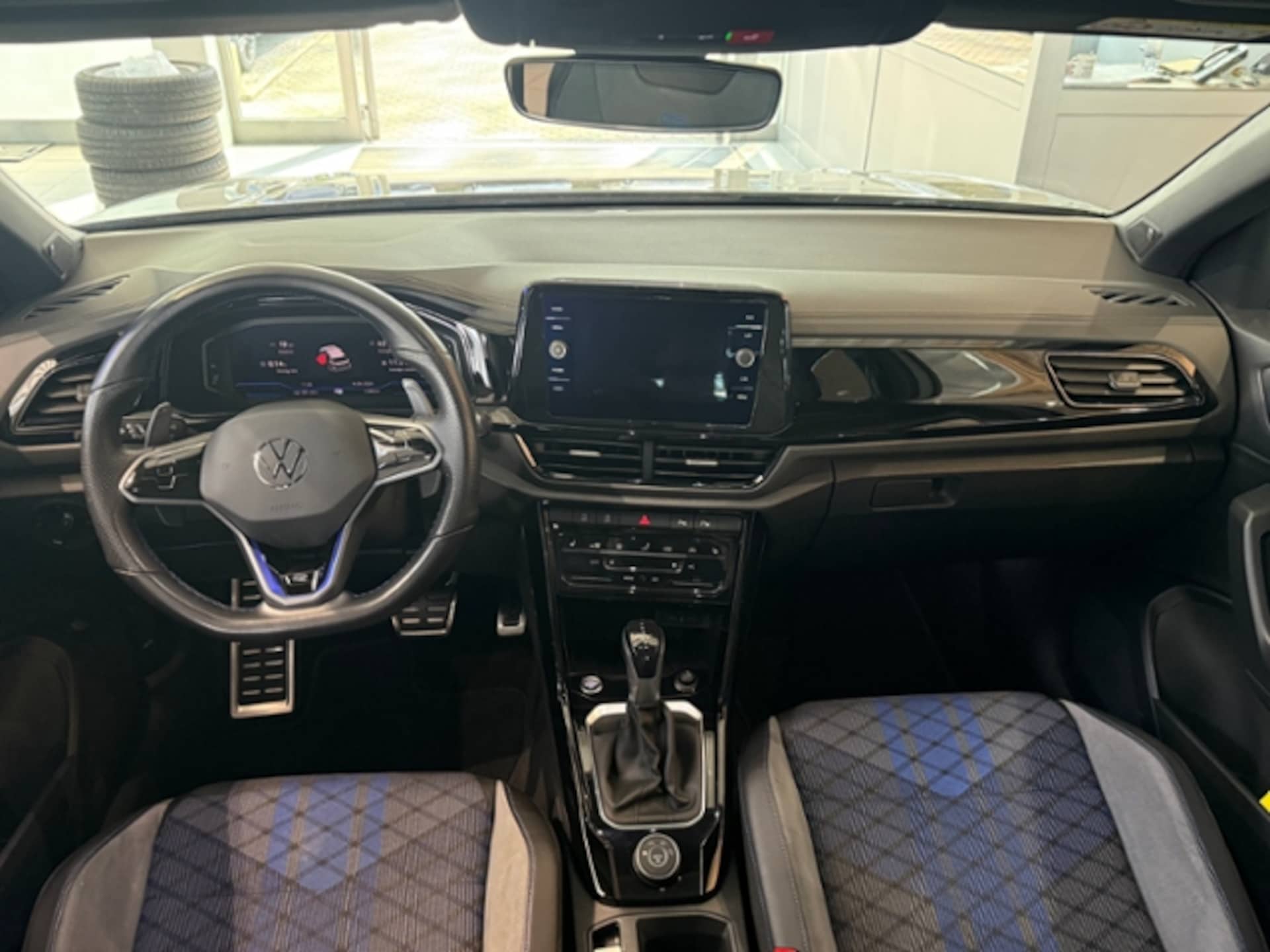 Volkswagen T-Roc R