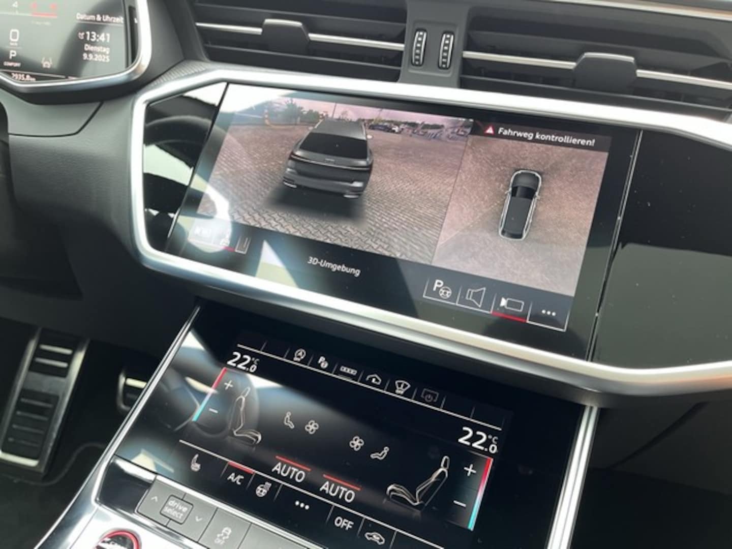 Bild über Audi S6 Avant TDI quattro tiptronic - für weitere Informationen kontaktieren Sie den Audi Partner