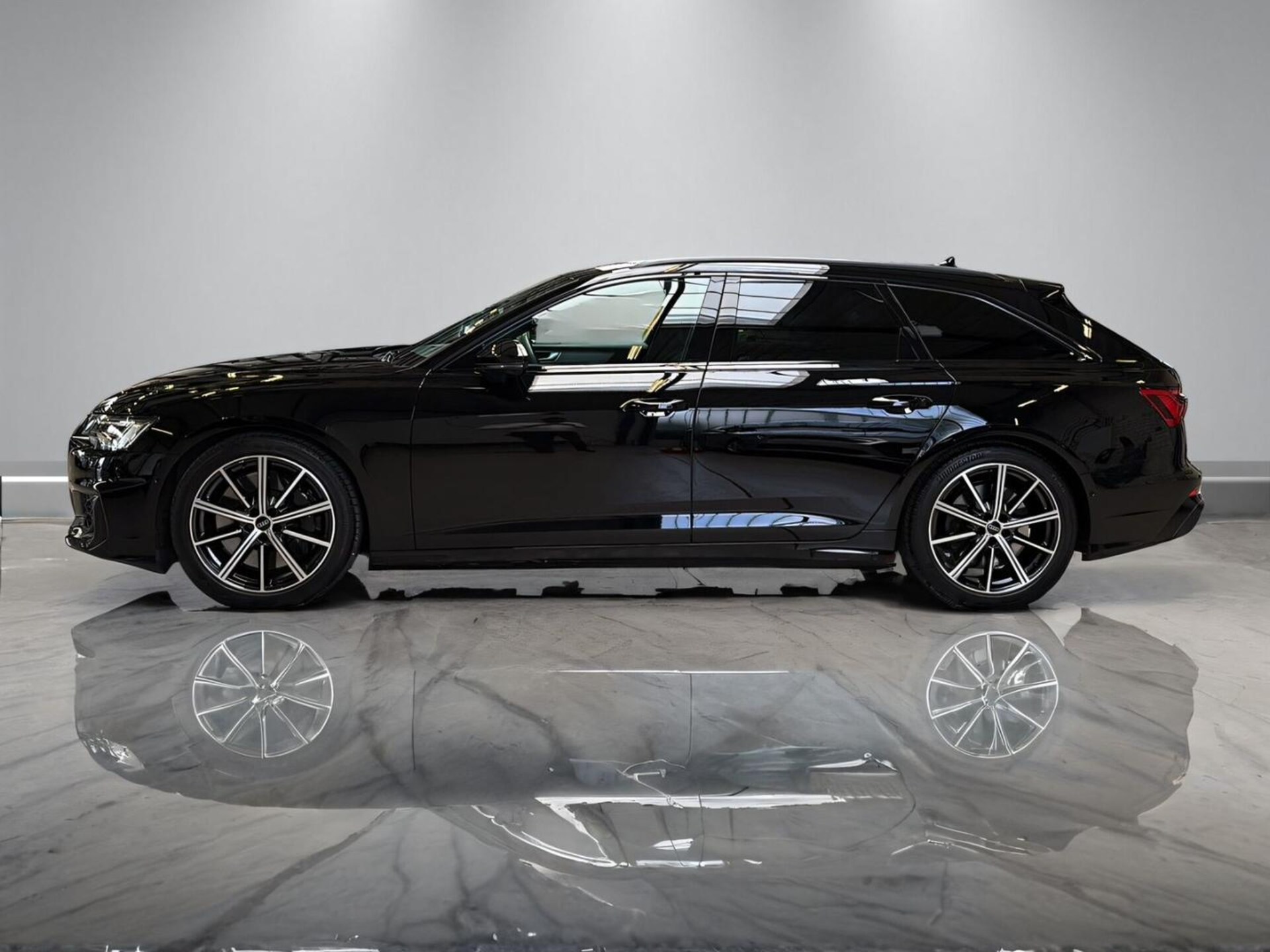 Audi S6 Avant
