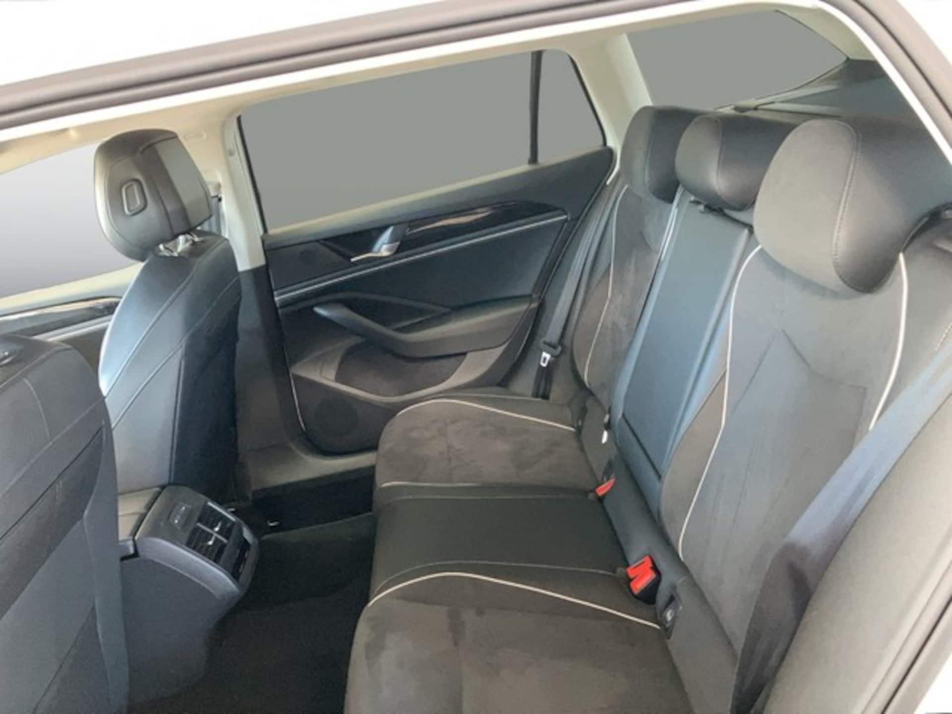 Volkswagen Passat Business