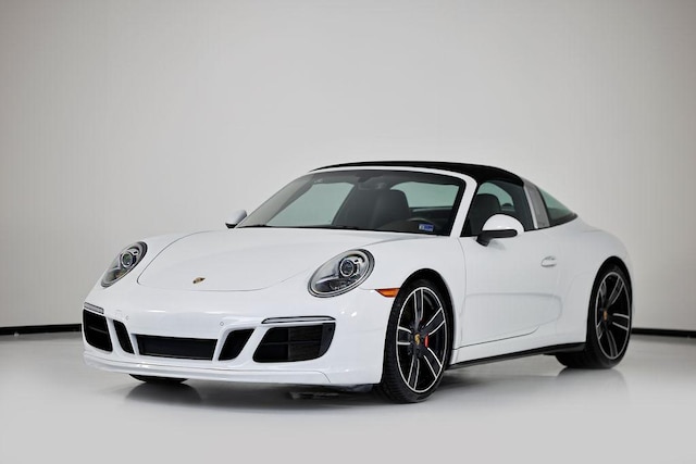 Photo of 2018 Porsche