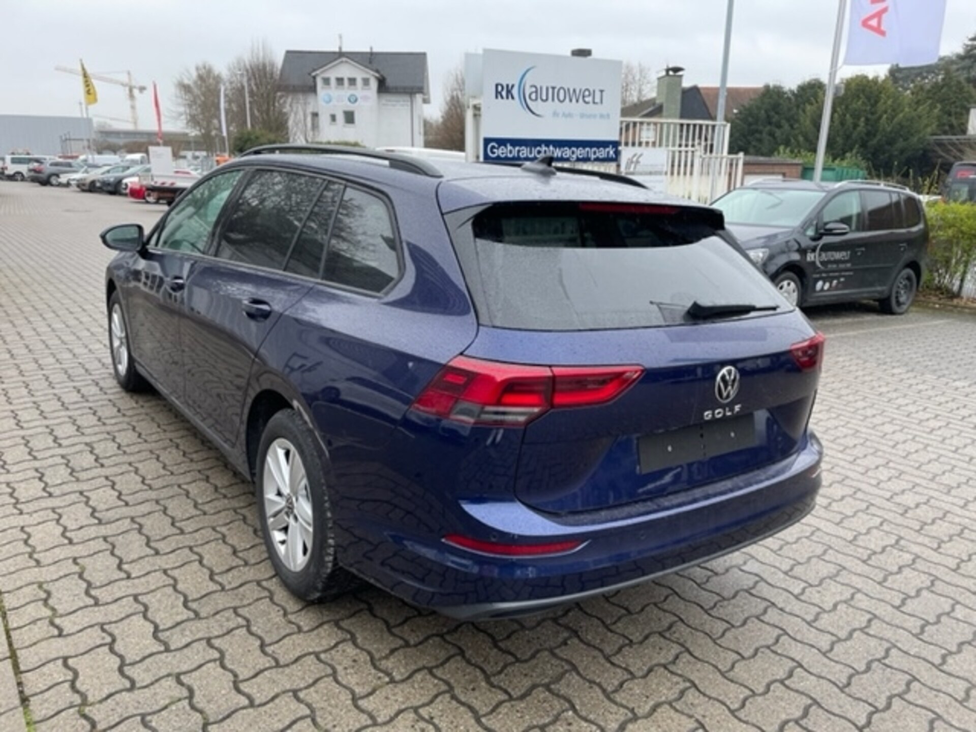 Volkswagen Golf Variant Life
