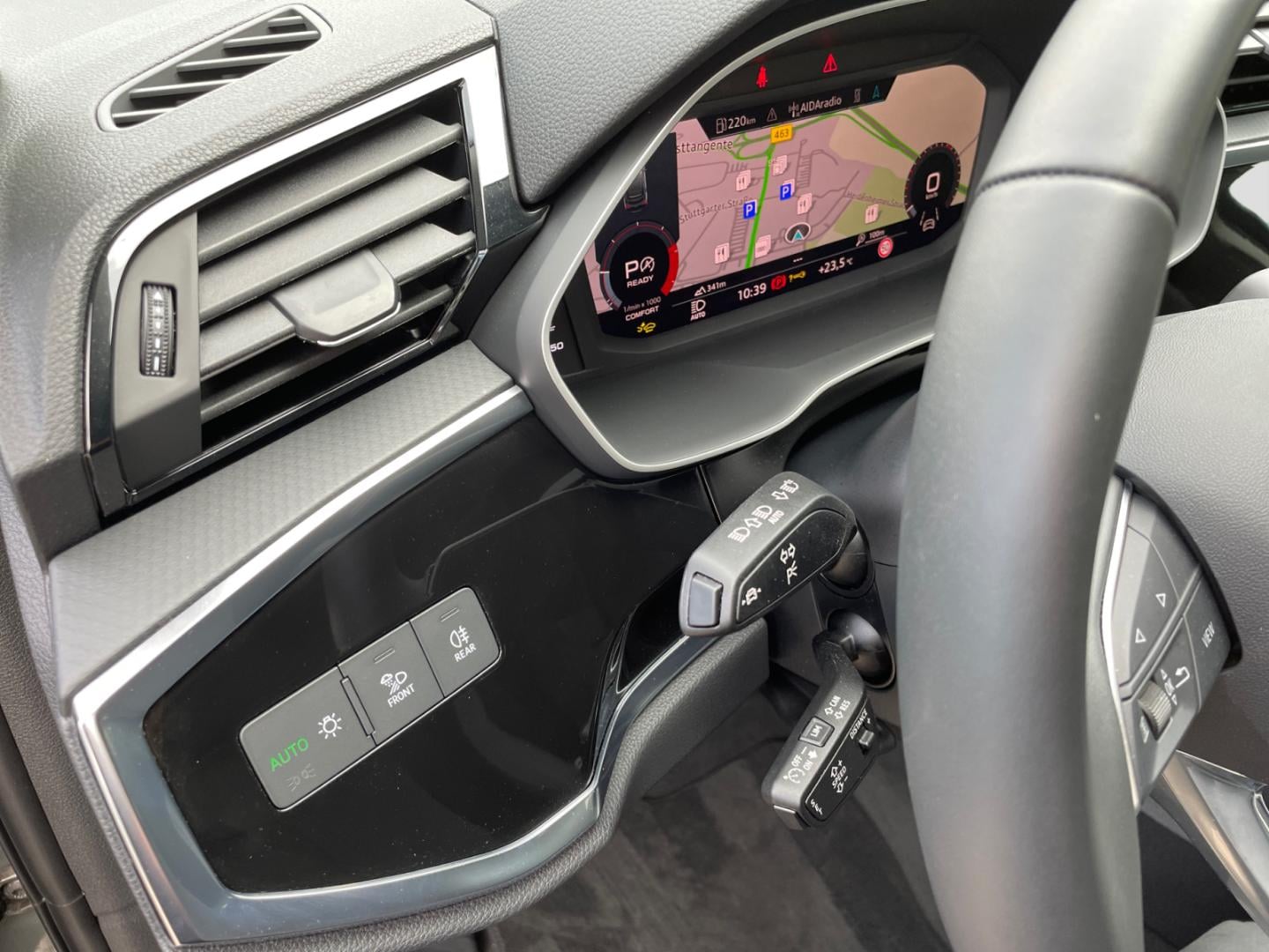 Bild über Audi Q3 Sportback TDI 110 kW S tronic - für weitere Informationen kontaktieren Sie den Audi Partner