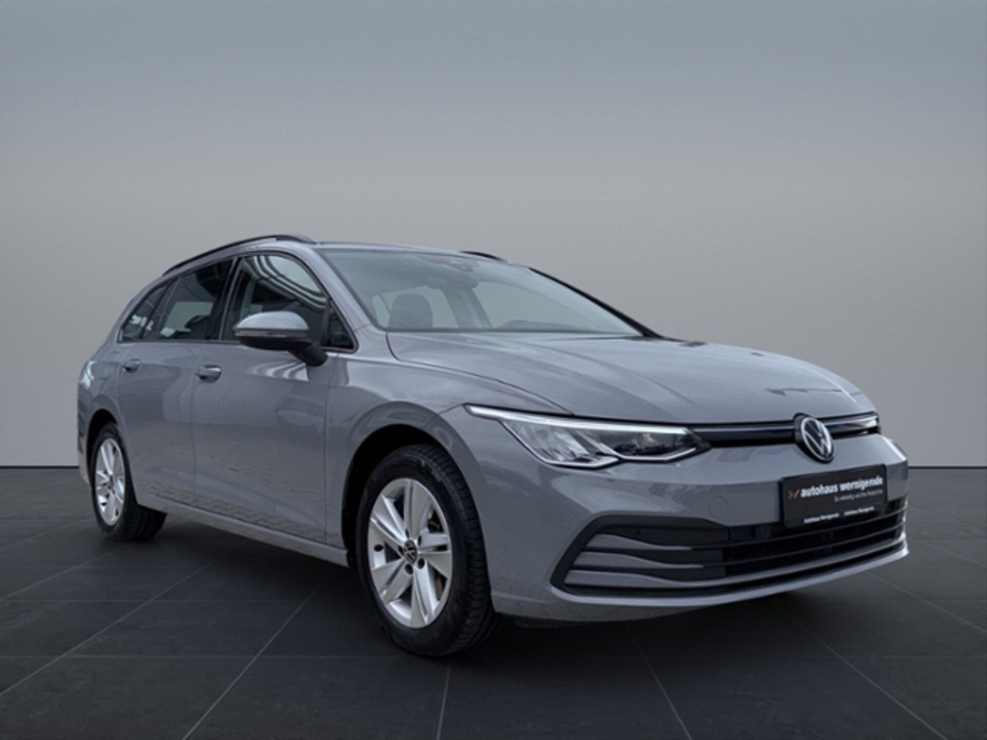 Volkswagen Golf Variant Life