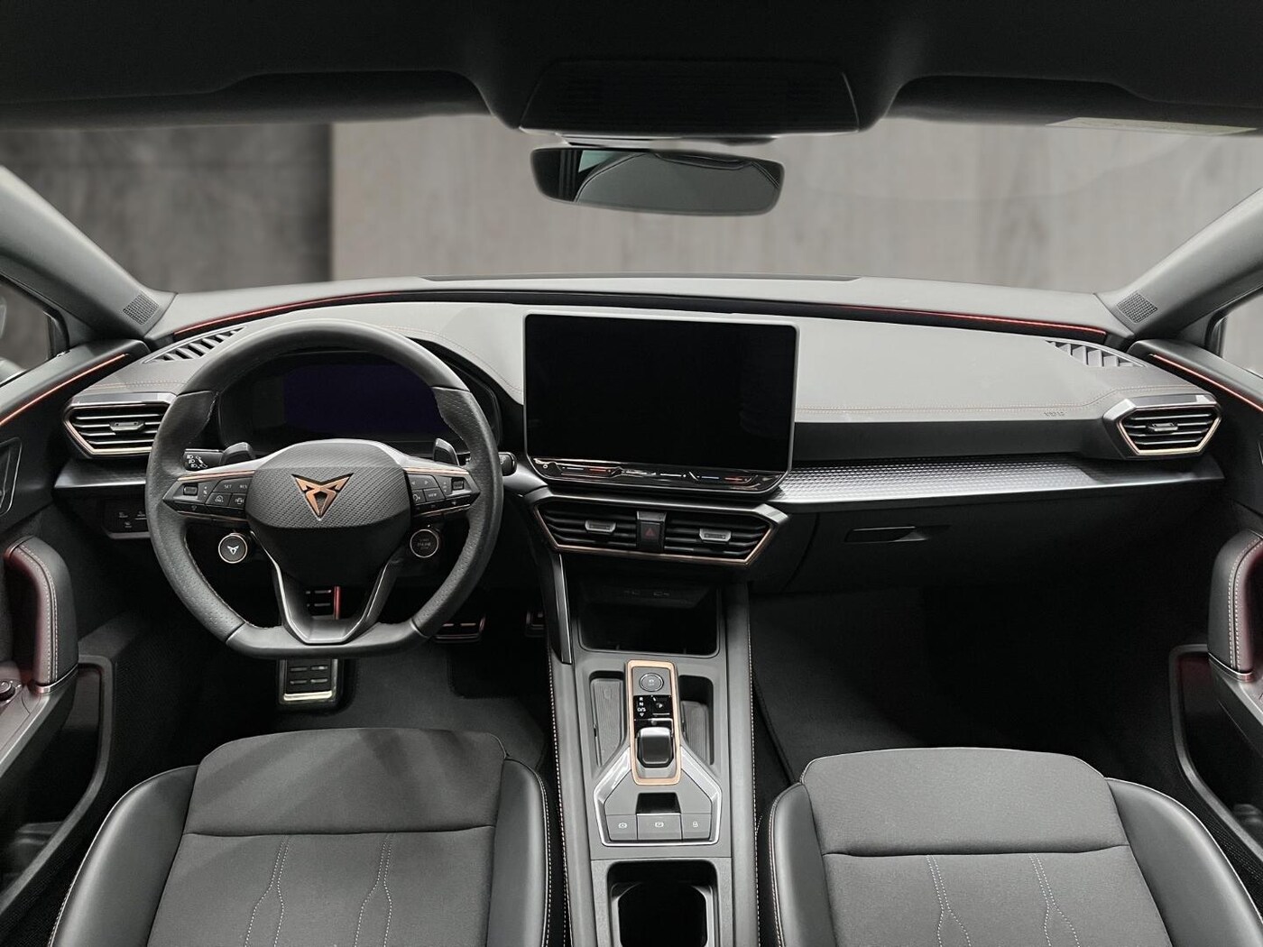 CUPRA Leon León 1.5 eTSI DSG 110 kW (150 CV) — photo 4