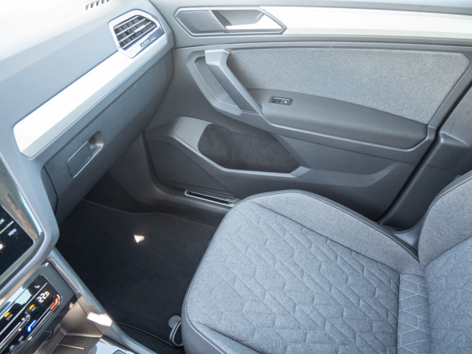 Volkswagen Tiguan – Bild 13