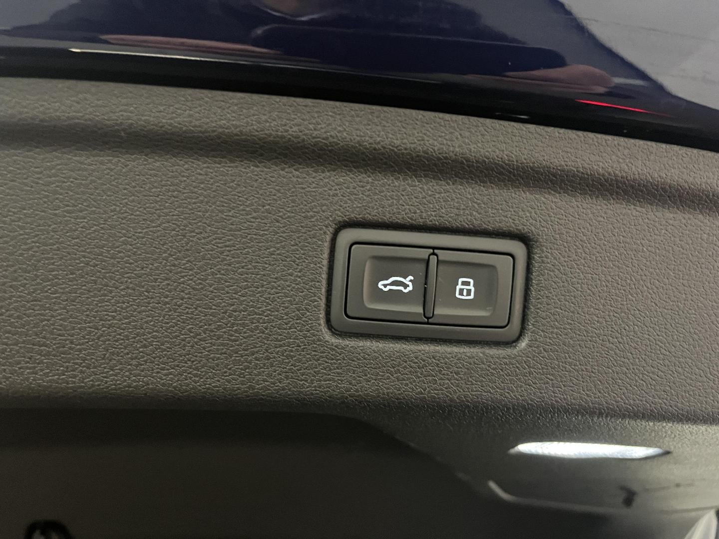 Image about Audi A5 Sportback Avus 40 TDI quattro 150 kW (204 ch) S tronic