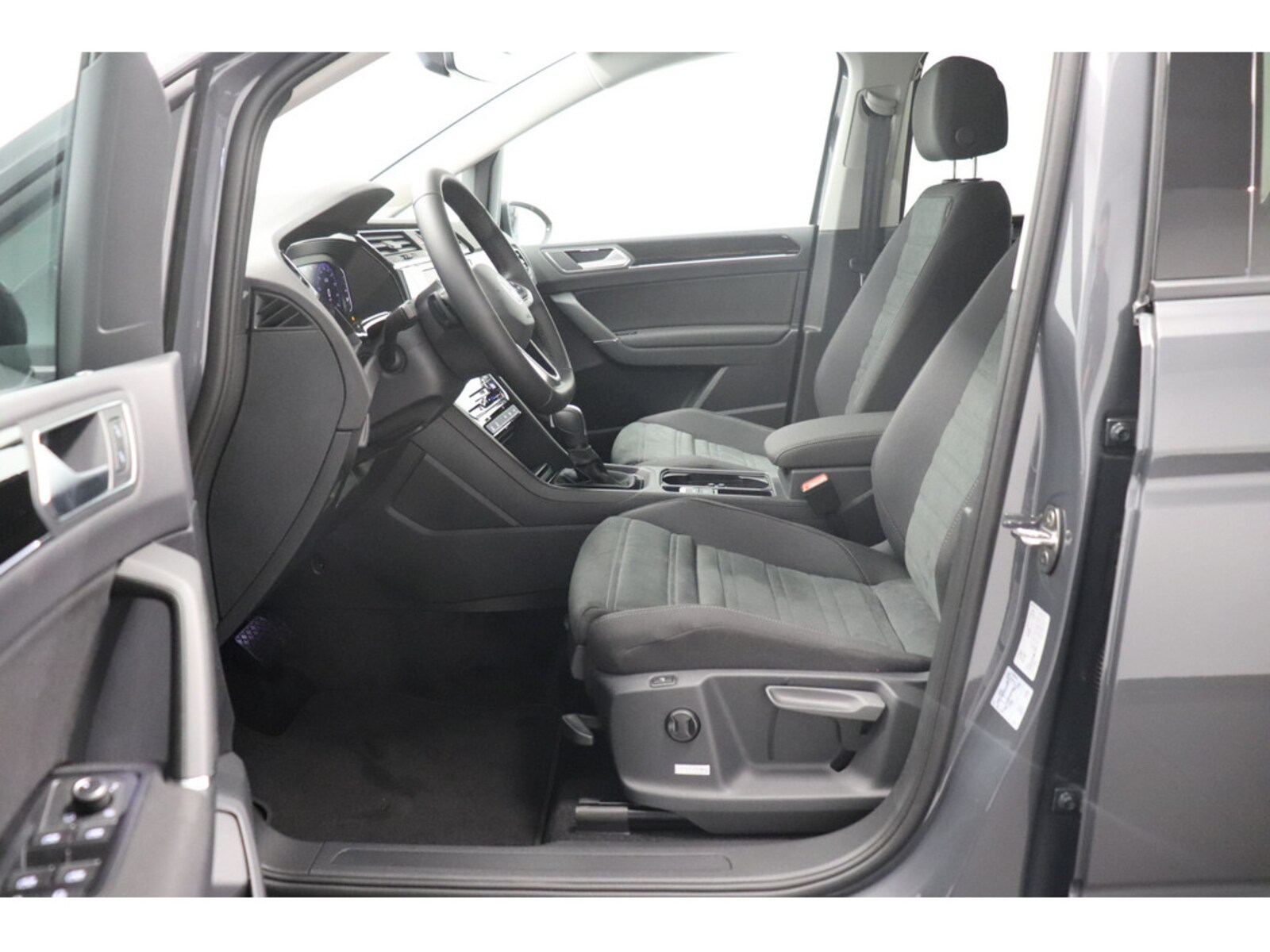 Volkswagen Touran – Bild 10