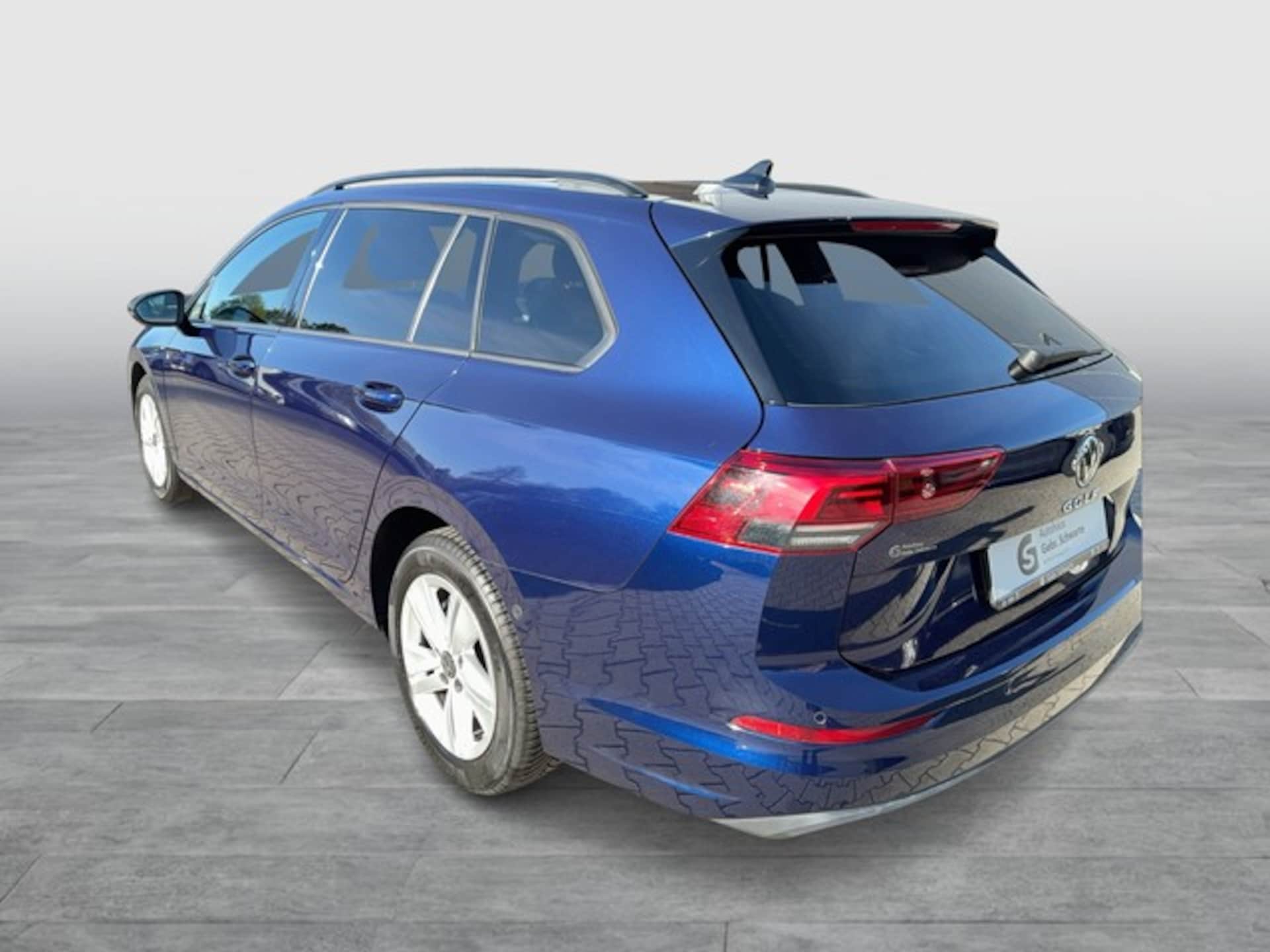 Volkswagen Golf Variant Life