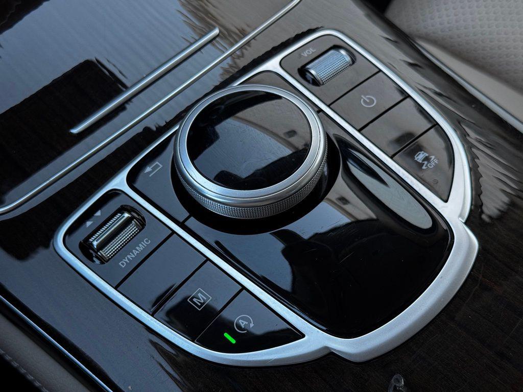 2019 Mercedes-Benz GLC GLC300 - Photo 46