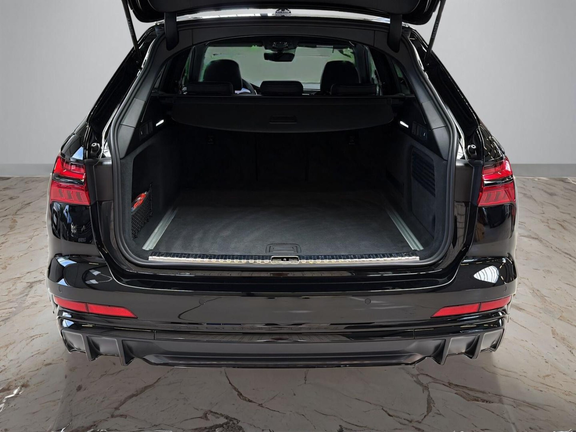 Audi S6 Avant
