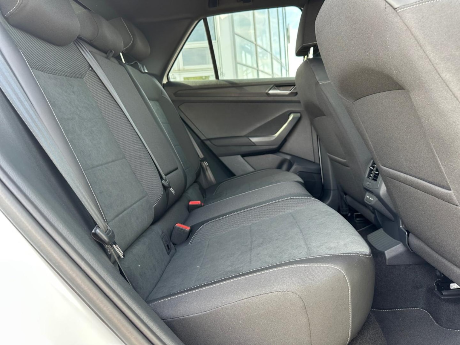 Volkswagen T-Roc – Bild 11