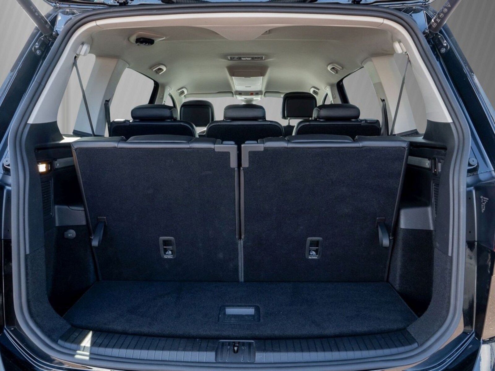 Volkswagen Touran – Bild 7
