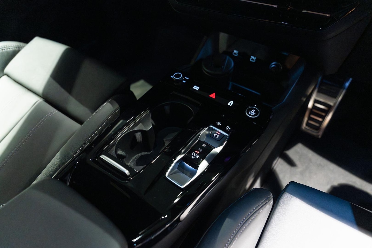 Image about Audi Q6 Sportback e-tron e-tron quattro