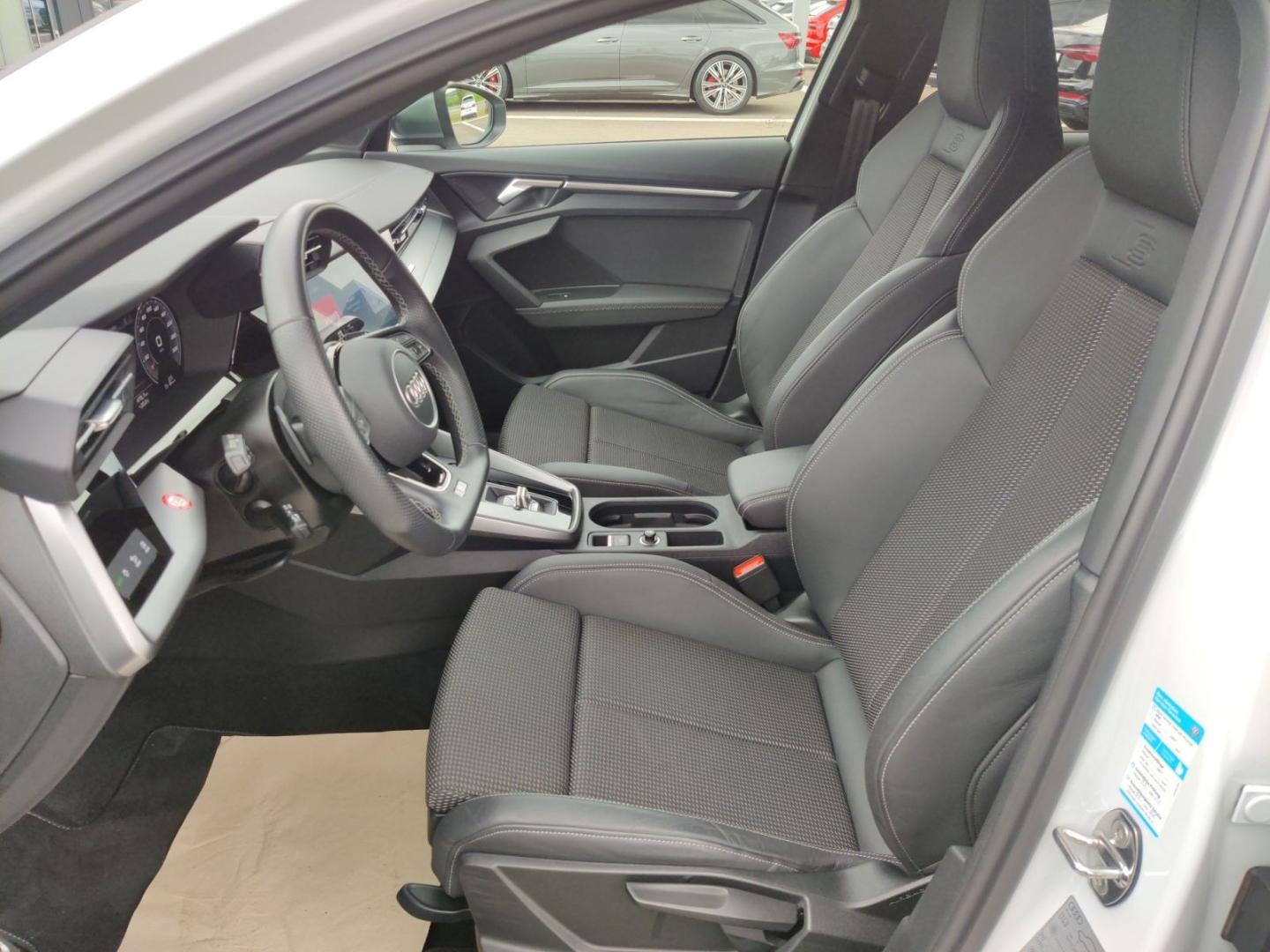 Image about Audi S3 Limousine TFSI quattro S tronic