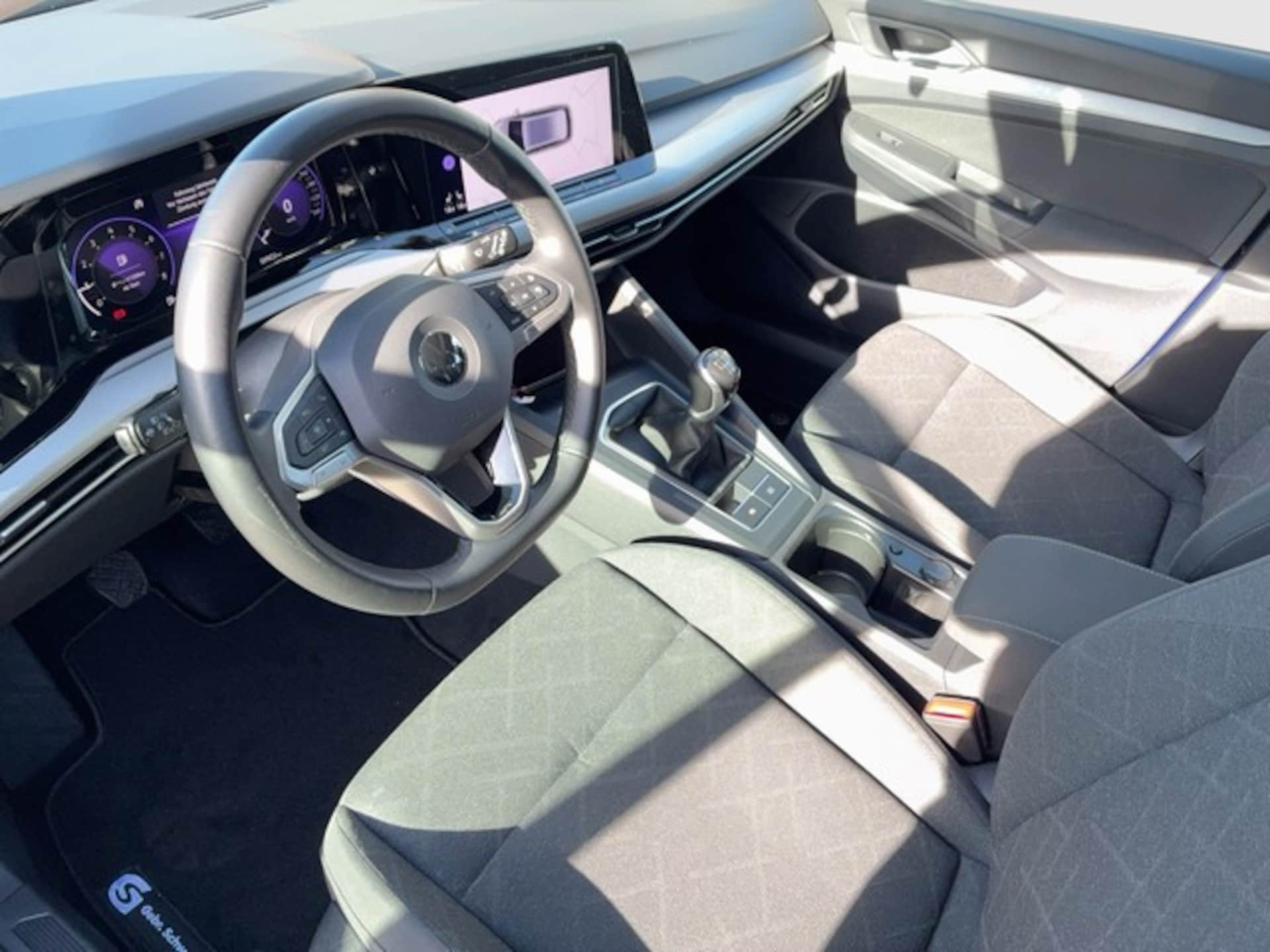 Volkswagen Golf Variant Life