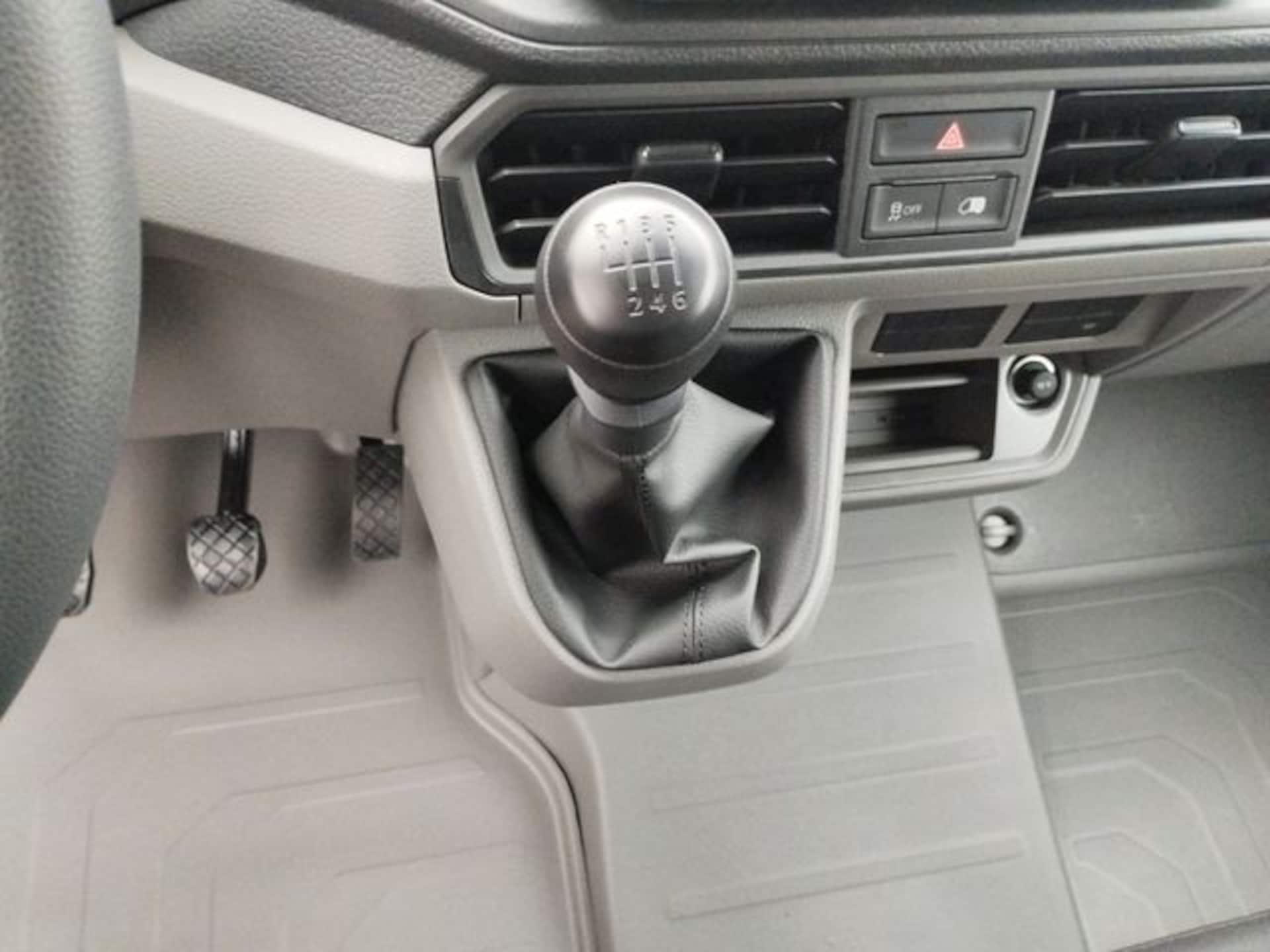 Volkswagen Crafter Kasten mittlerer Radstand