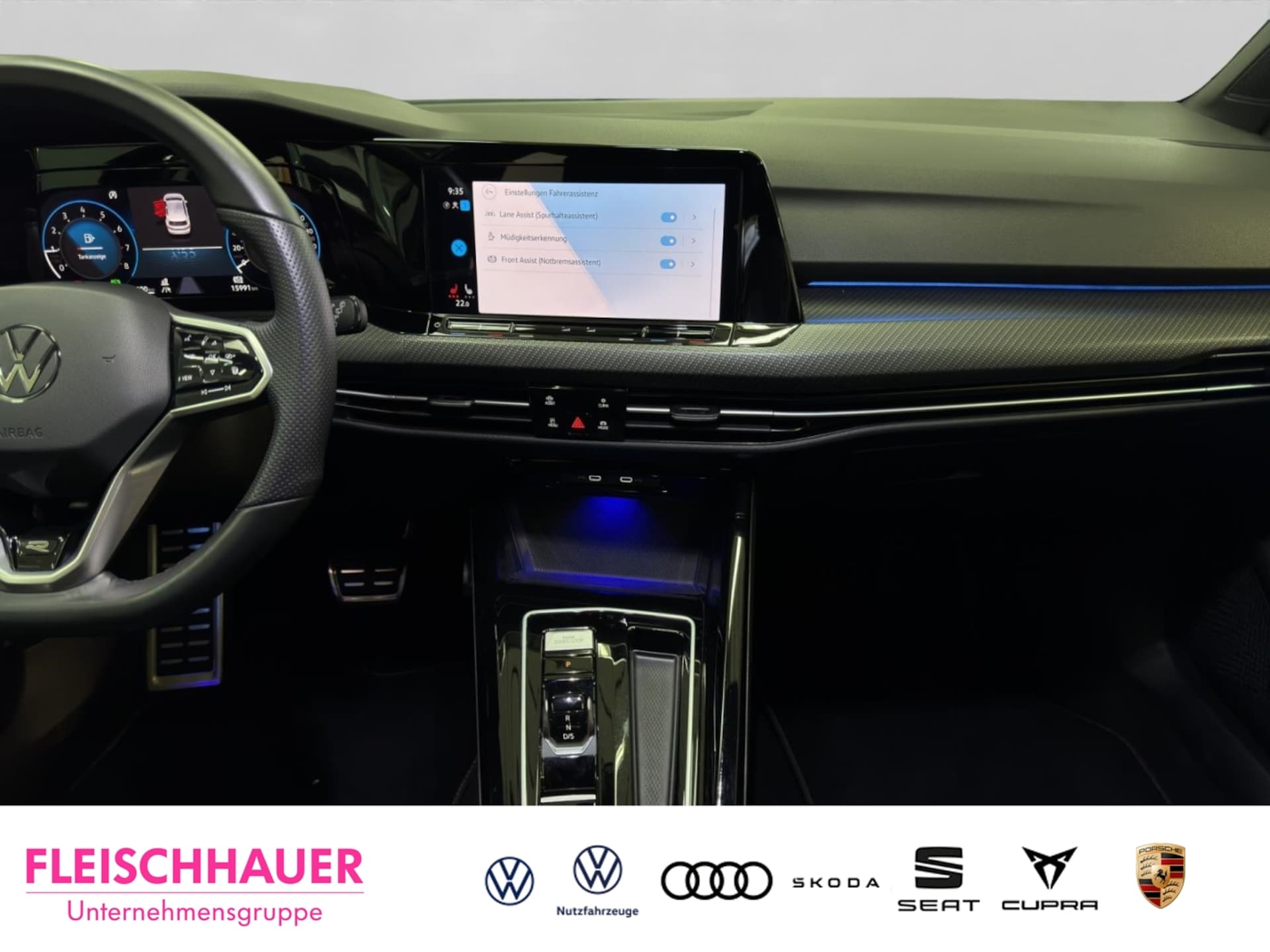 Volkswagen Golf R-Line
