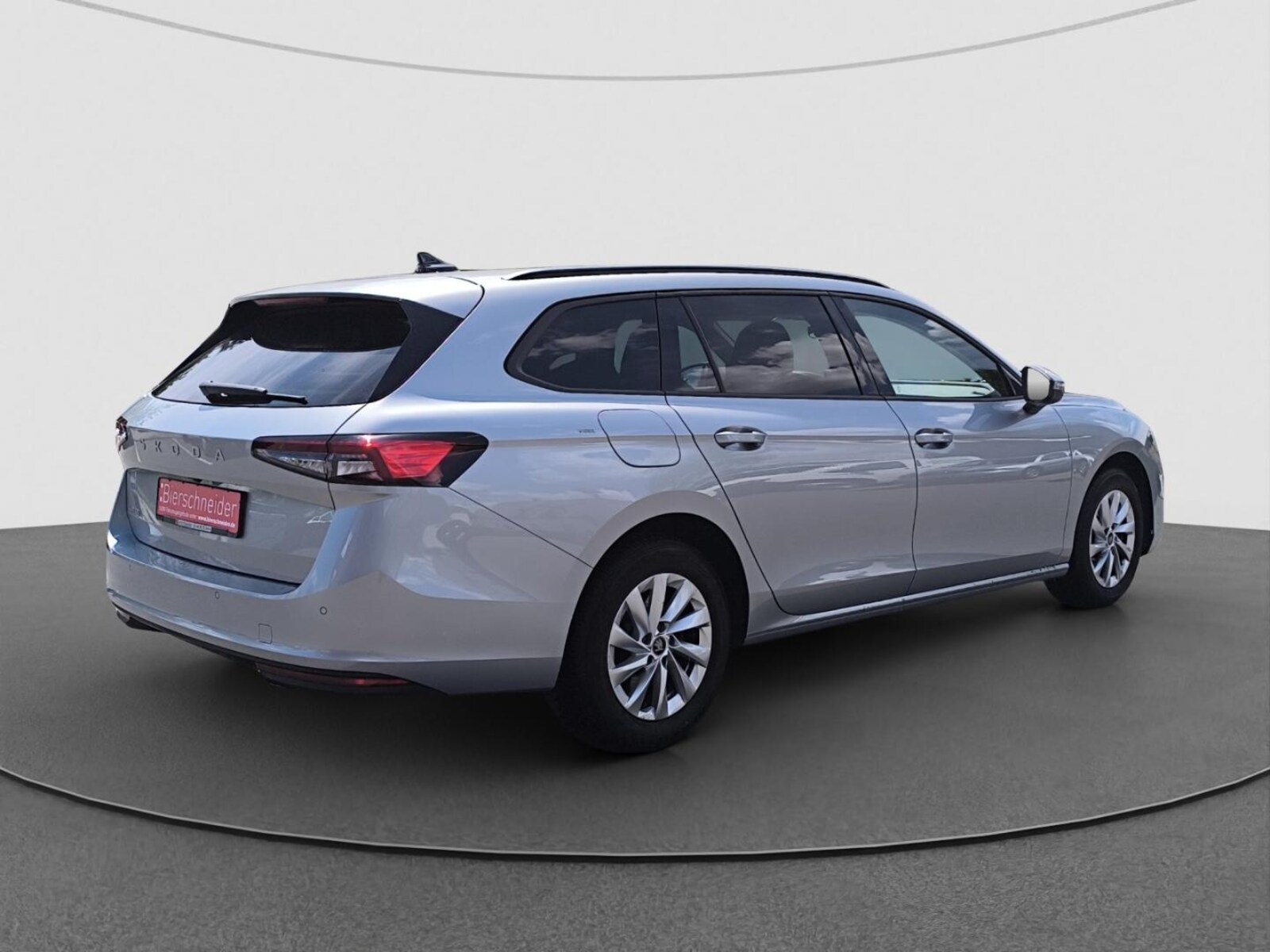 Škoda Superb Combi – Bild 9