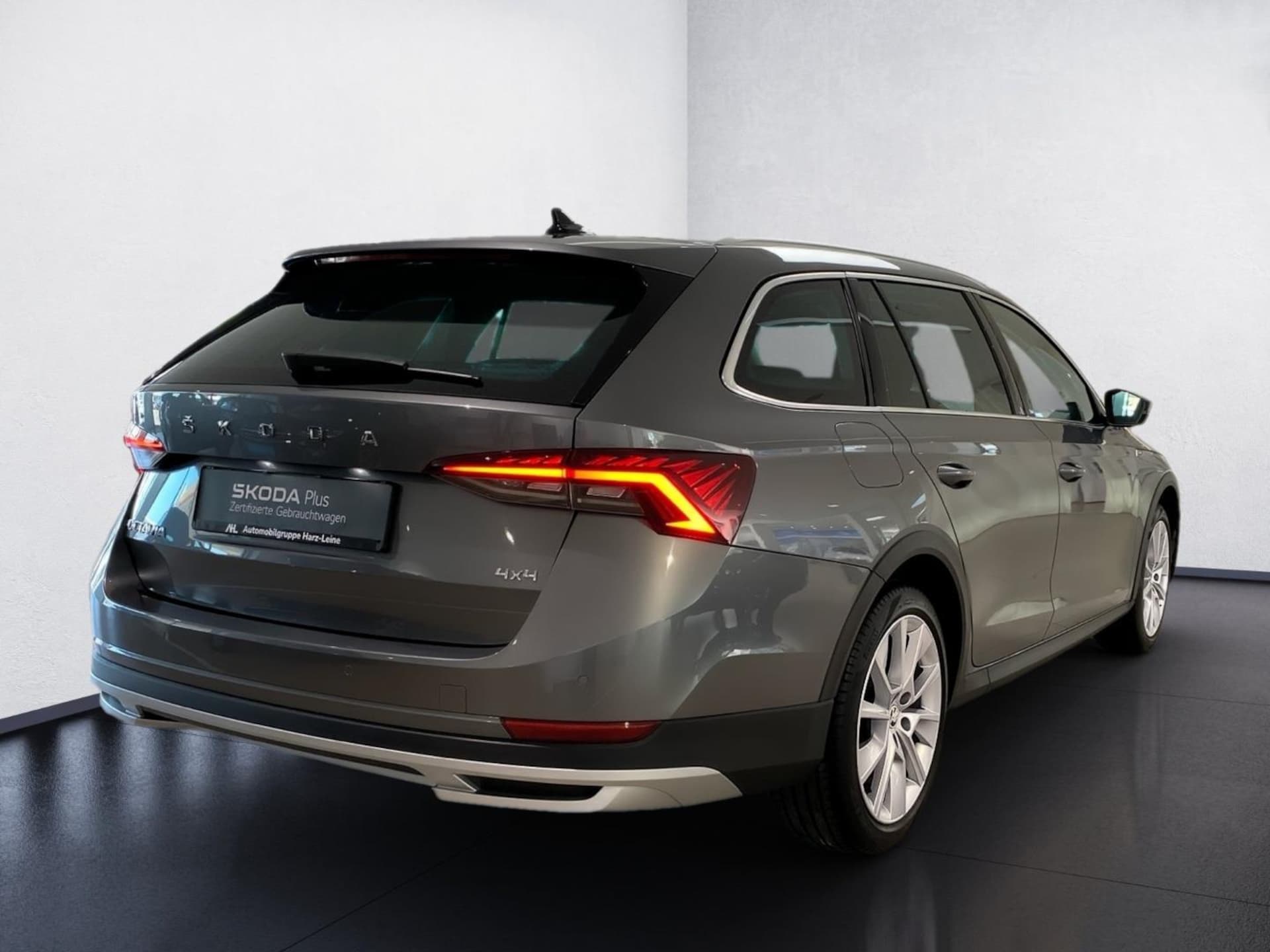 Skoda Octavia Combi SCOUT