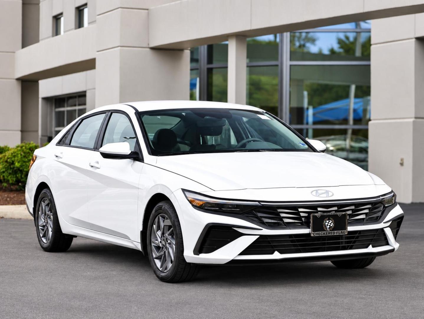 2025 Hyundai Elantra Hybrid