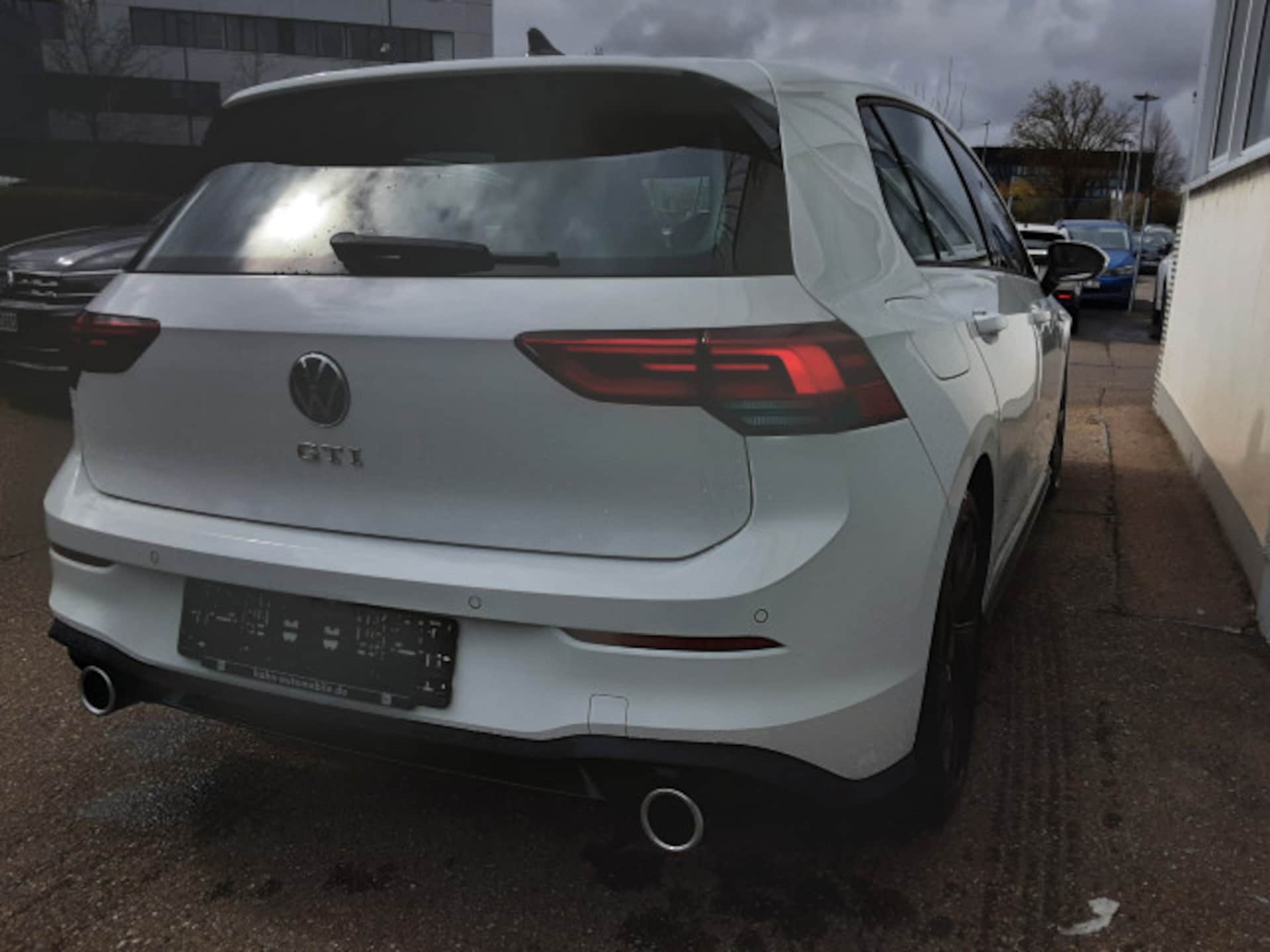 Volkswagen Golf GTI