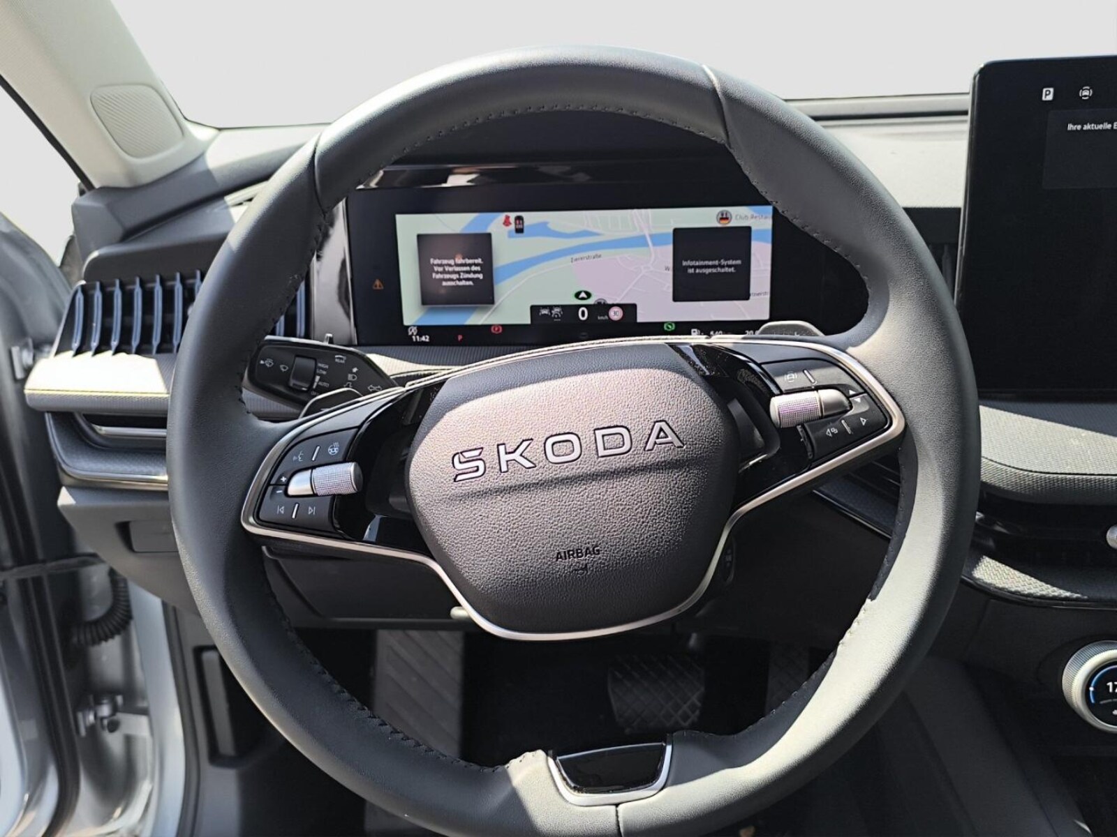 Škoda Superb Combi – Bild 14