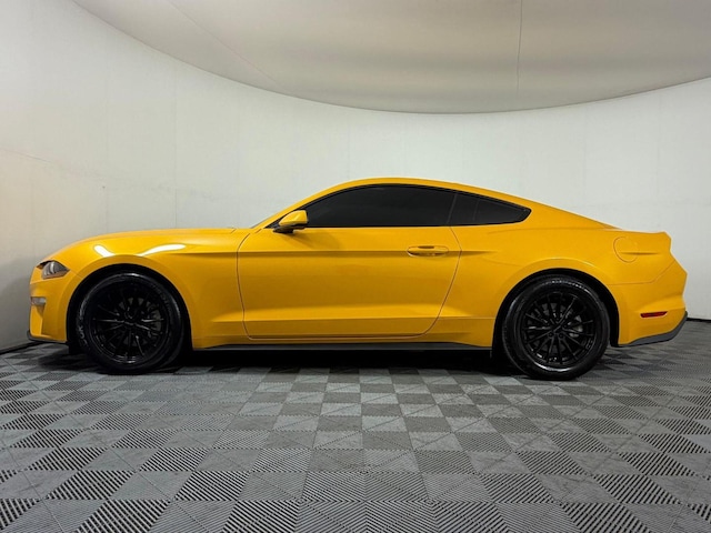 2022 Ford Mustang