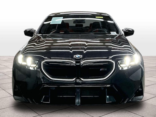 2025 BMW M5