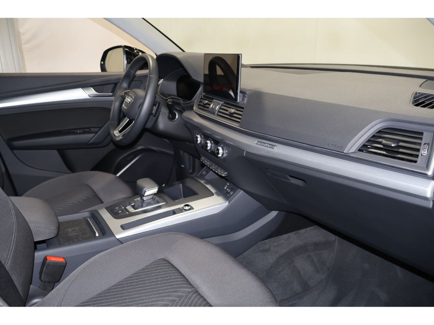 Bild über Audi Q5 Sportback 40 TDI quattro S tronic - für weitere Informationen kontaktieren Sie den Audi Partner