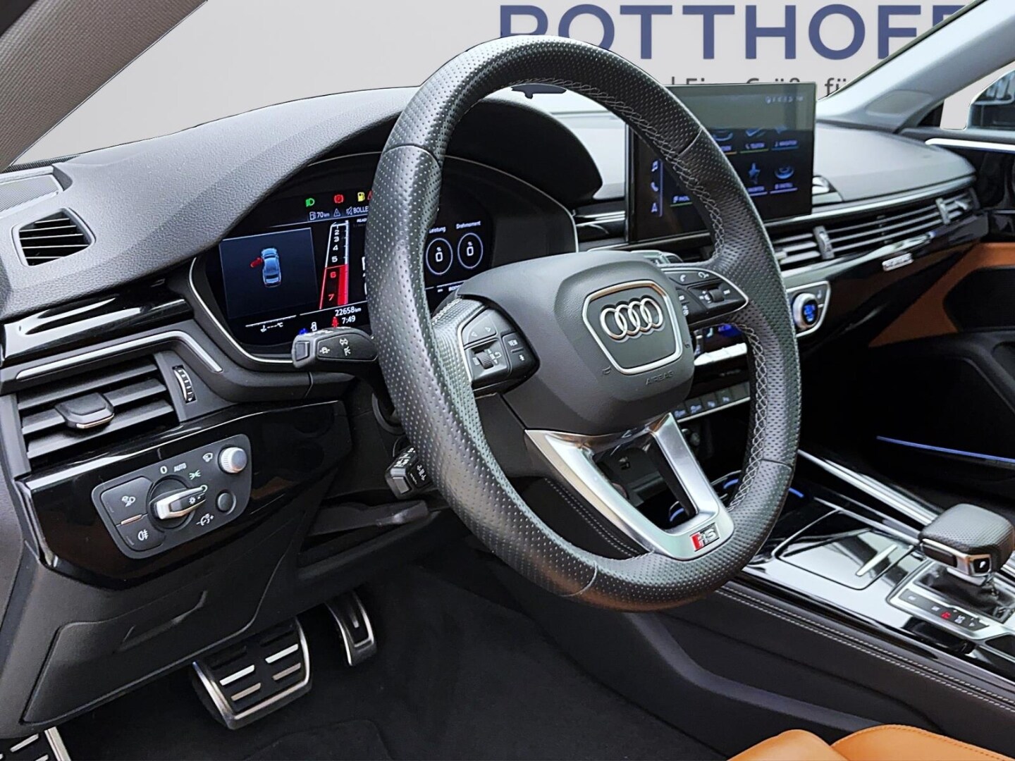 Image about Audi RS 5 Coupé TFSI quattro tiptronic