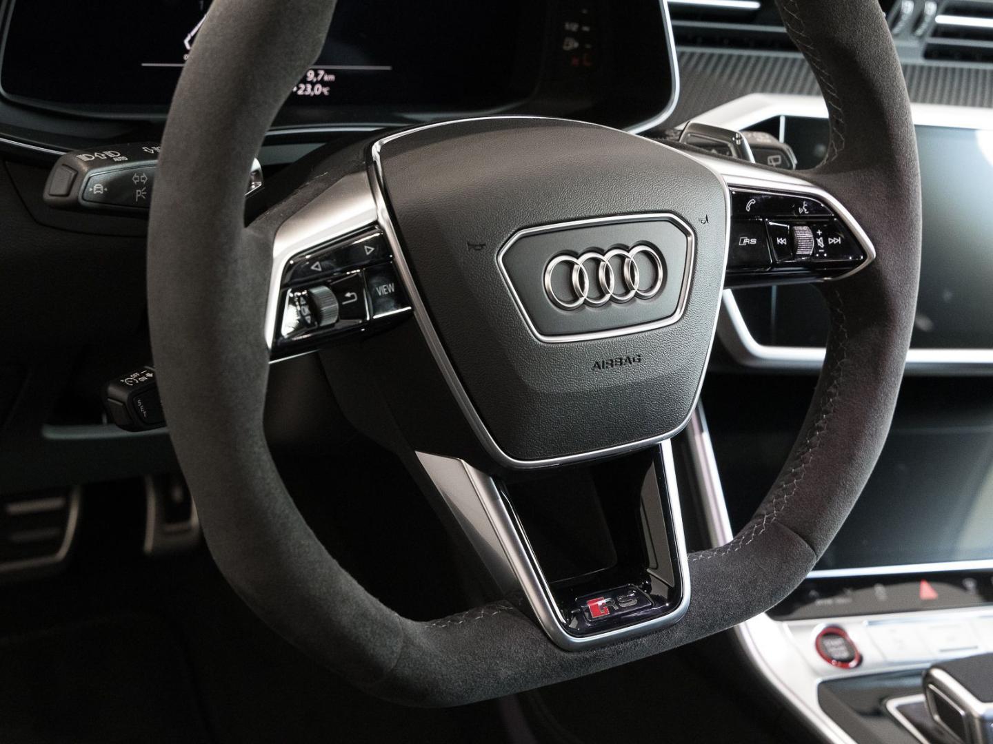 Image about Audi RS 6 Avant performance quattro tiptronic
